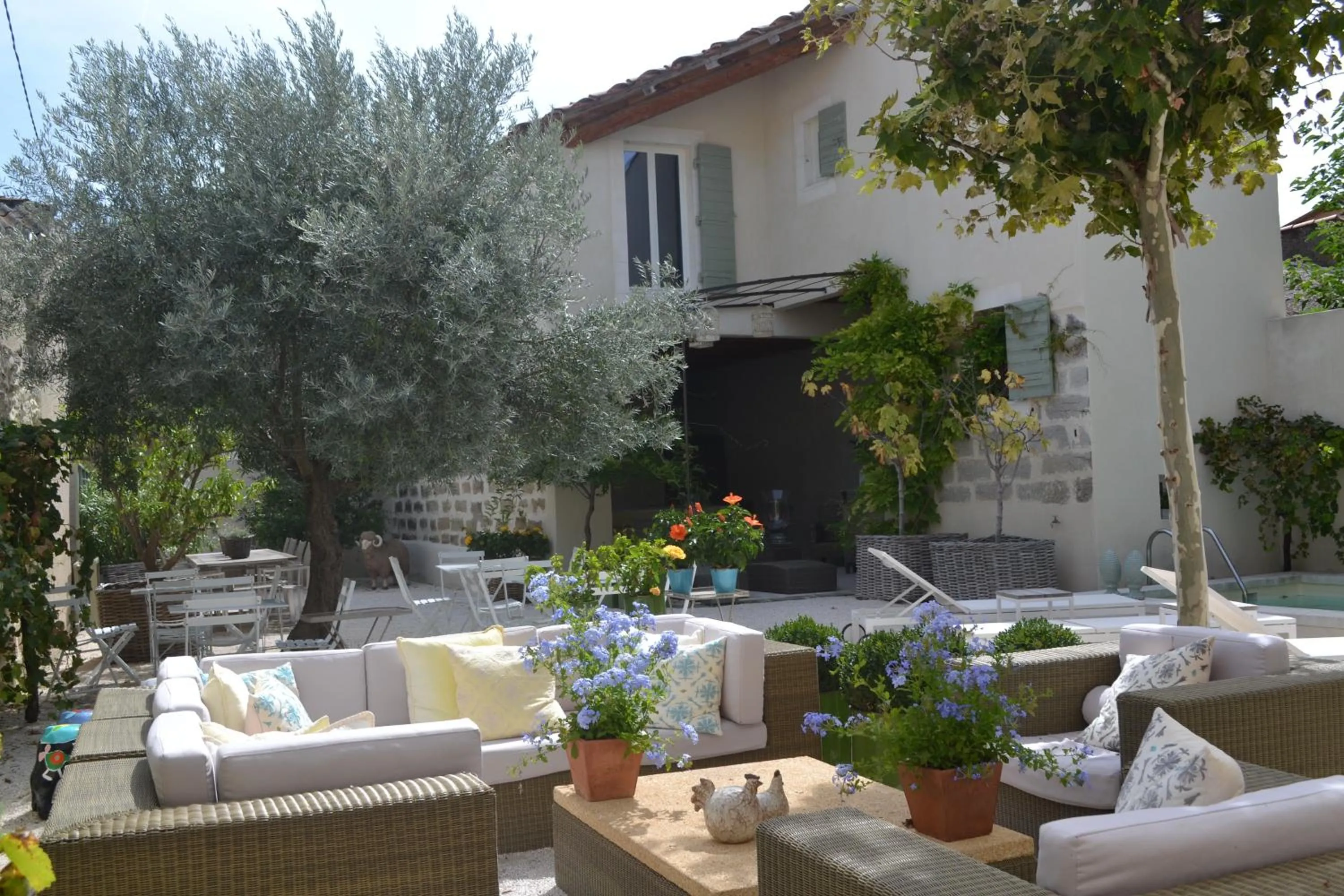 Patio in Mas À l'Improviste