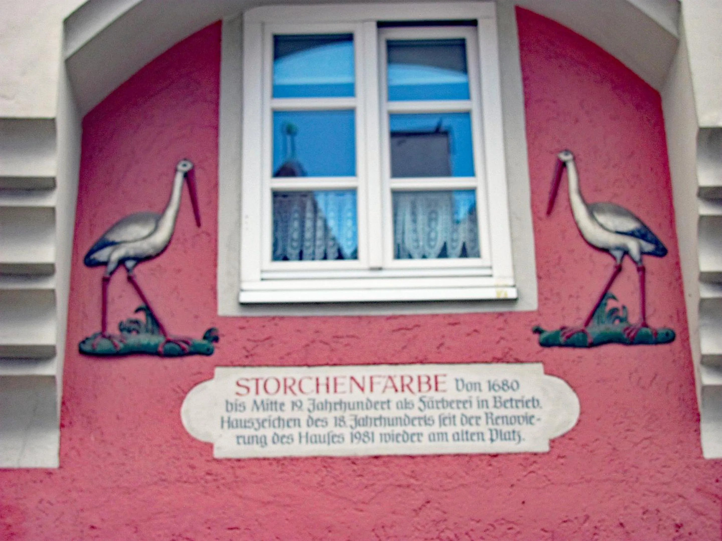 Property logo or sign in Apartment Storchenfärbe