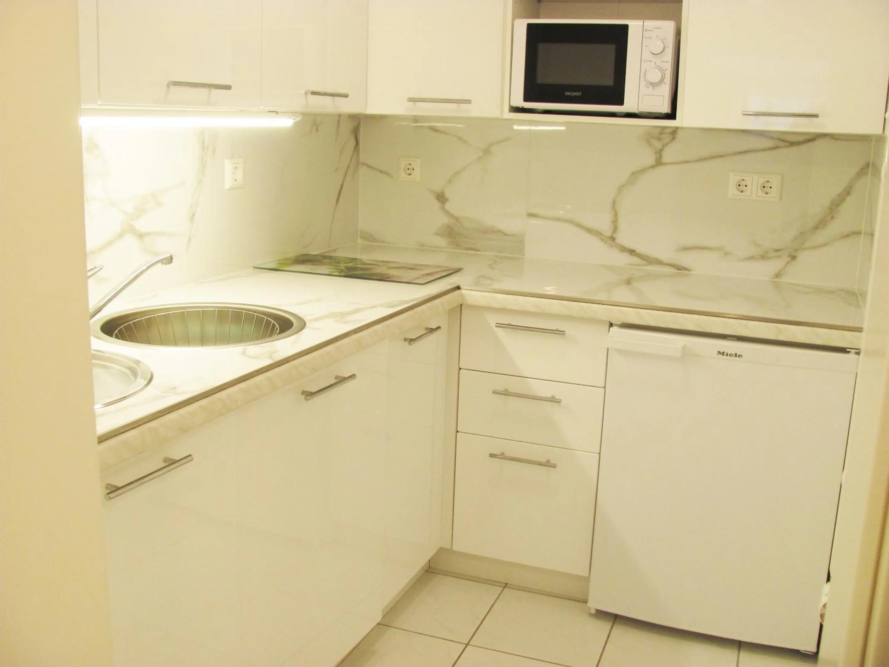 Bedroom in Apartment Storchenfärbe