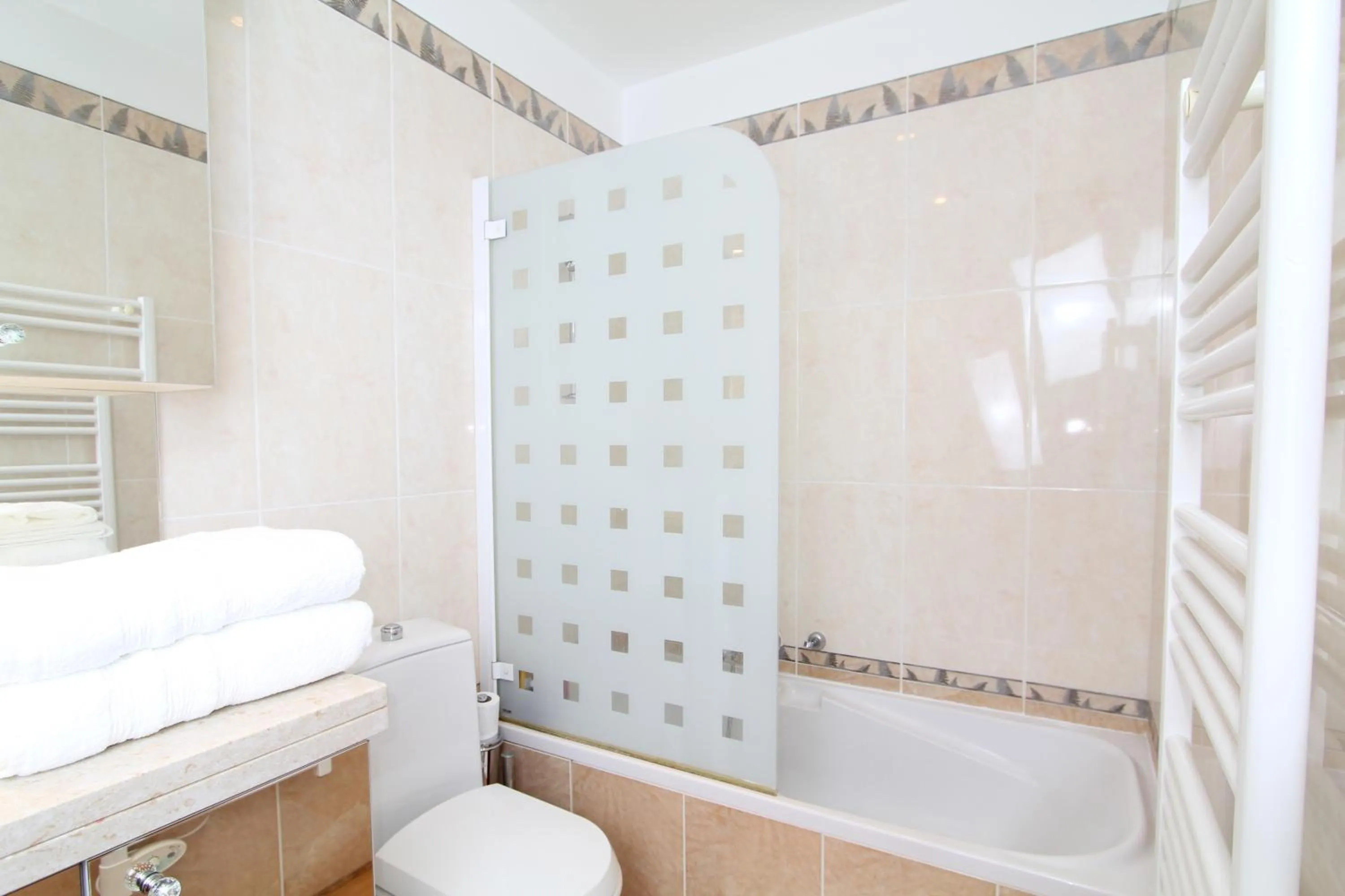 Bathroom in Nice Massena