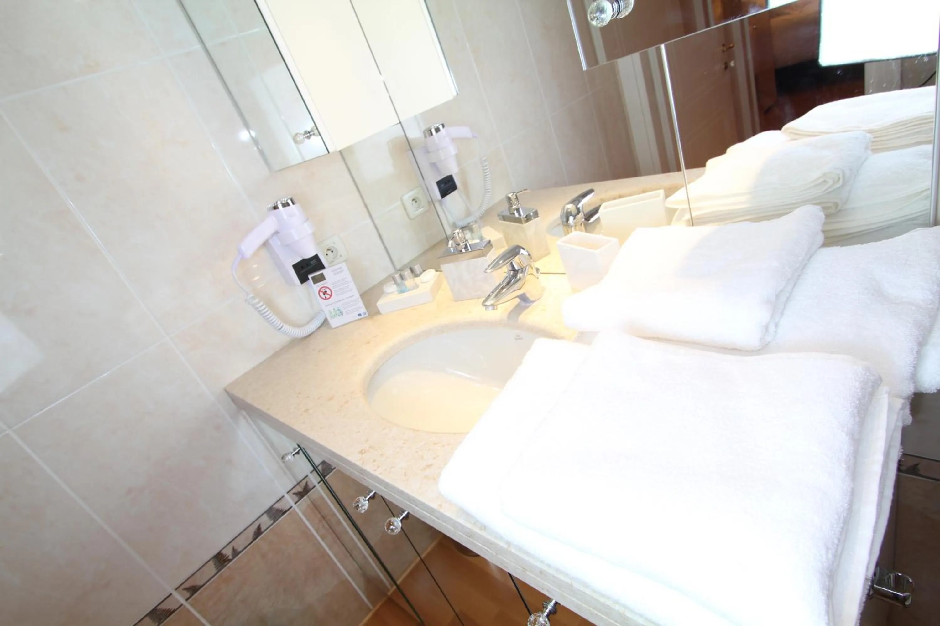 Bathroom in Nice Massena