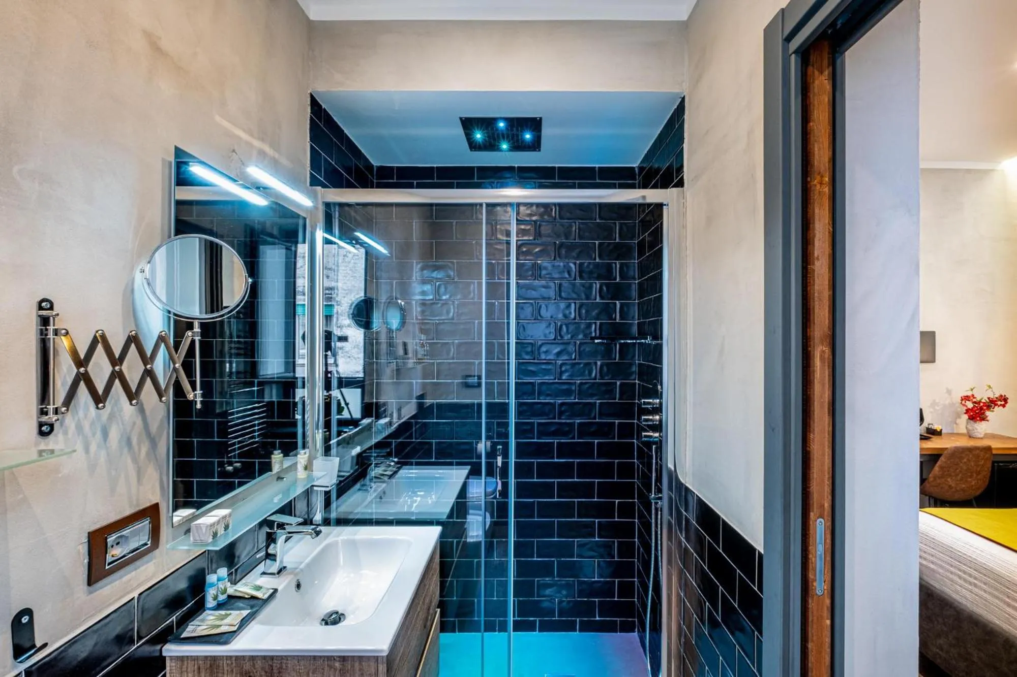 Bathroom in casajammone naples b&b