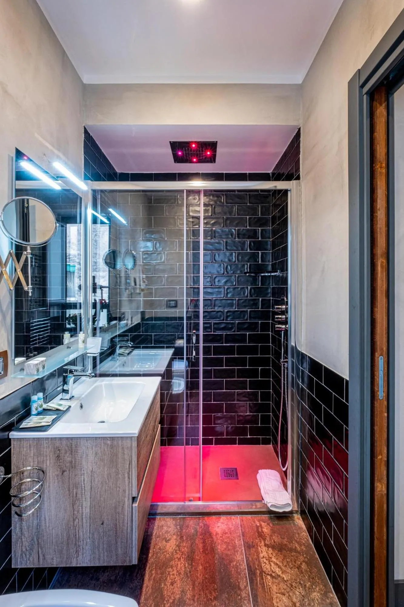 Bathroom in casajammone naples b&b