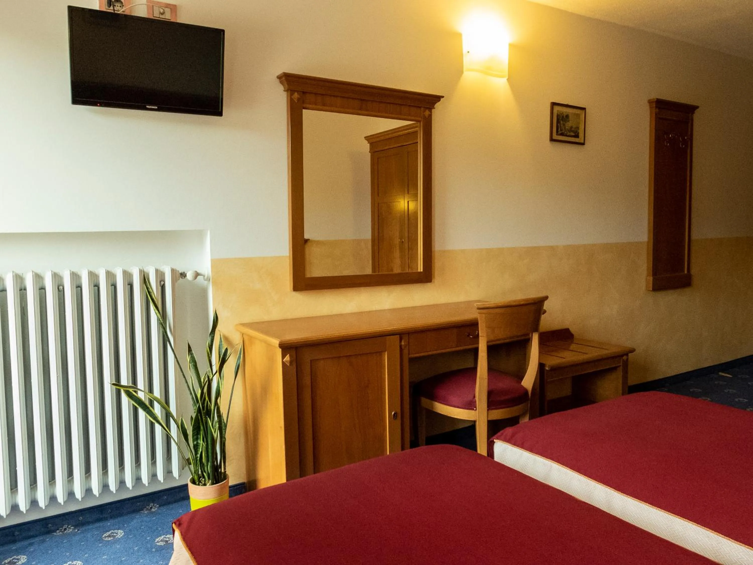 Photo of the whole room, Bed in Hotel Ristorante Centrale