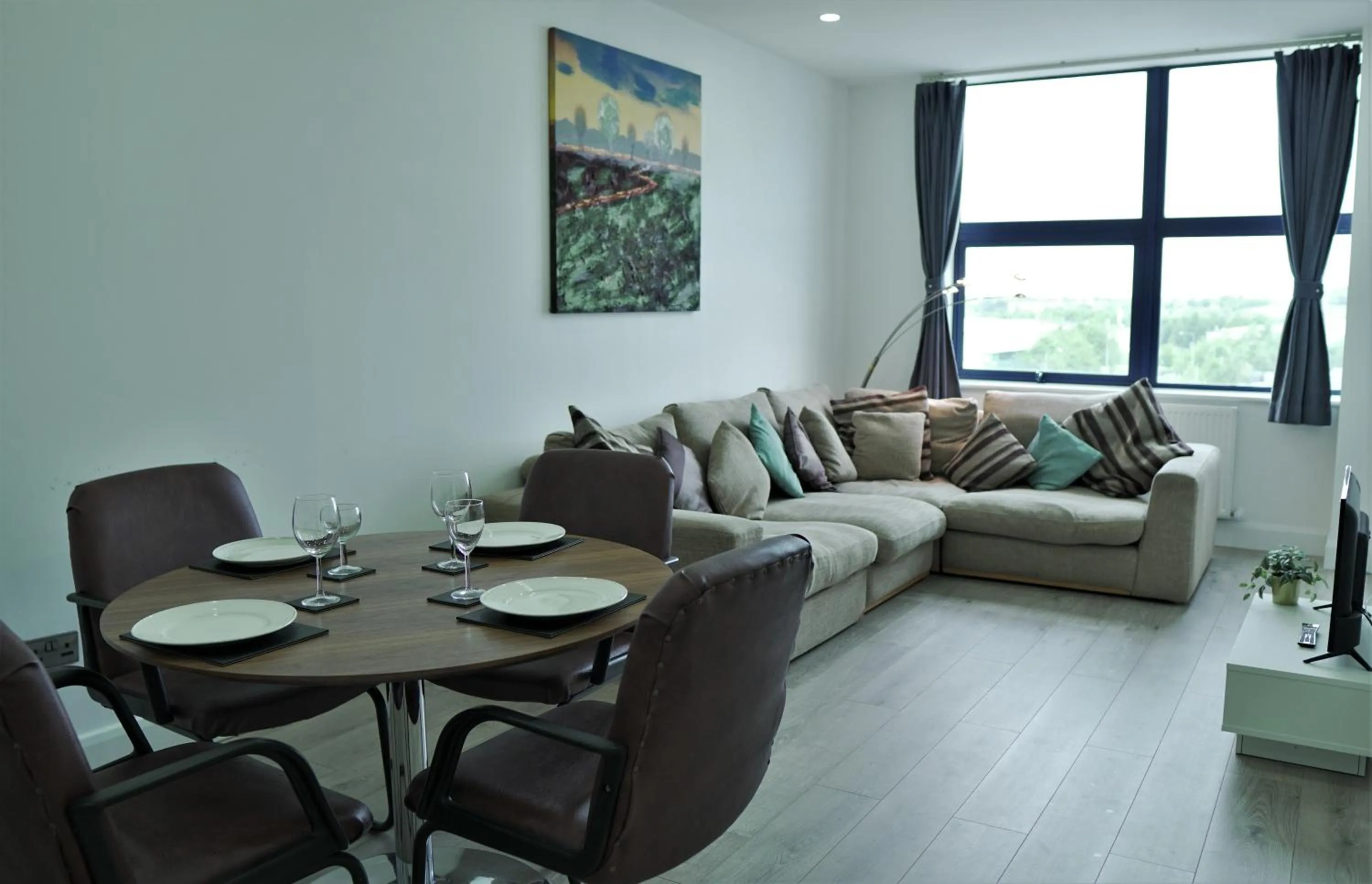 Living room in Sapphire House Apartments