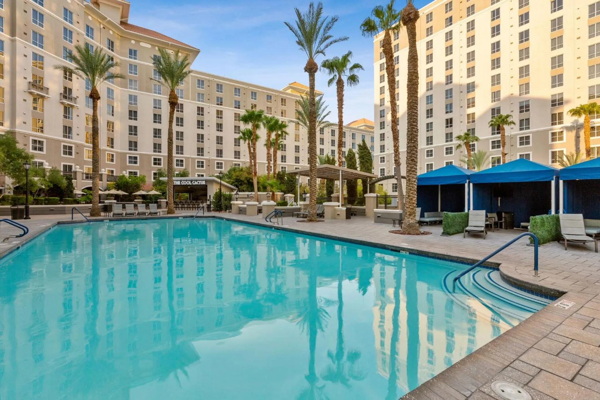 Swimming pool in Club Wyndham Grand Desert
