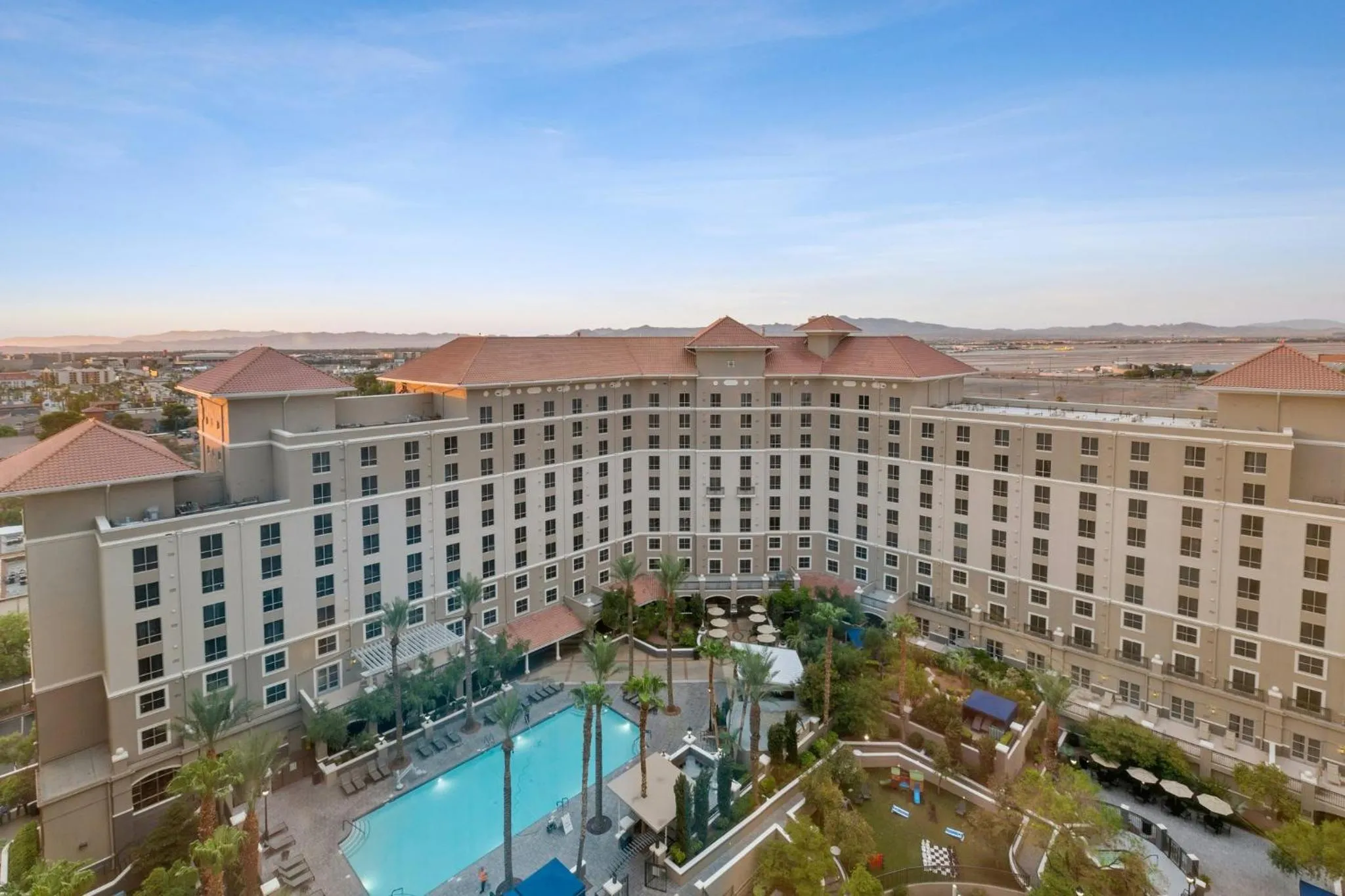 Property building in Club Wyndham Grand Desert