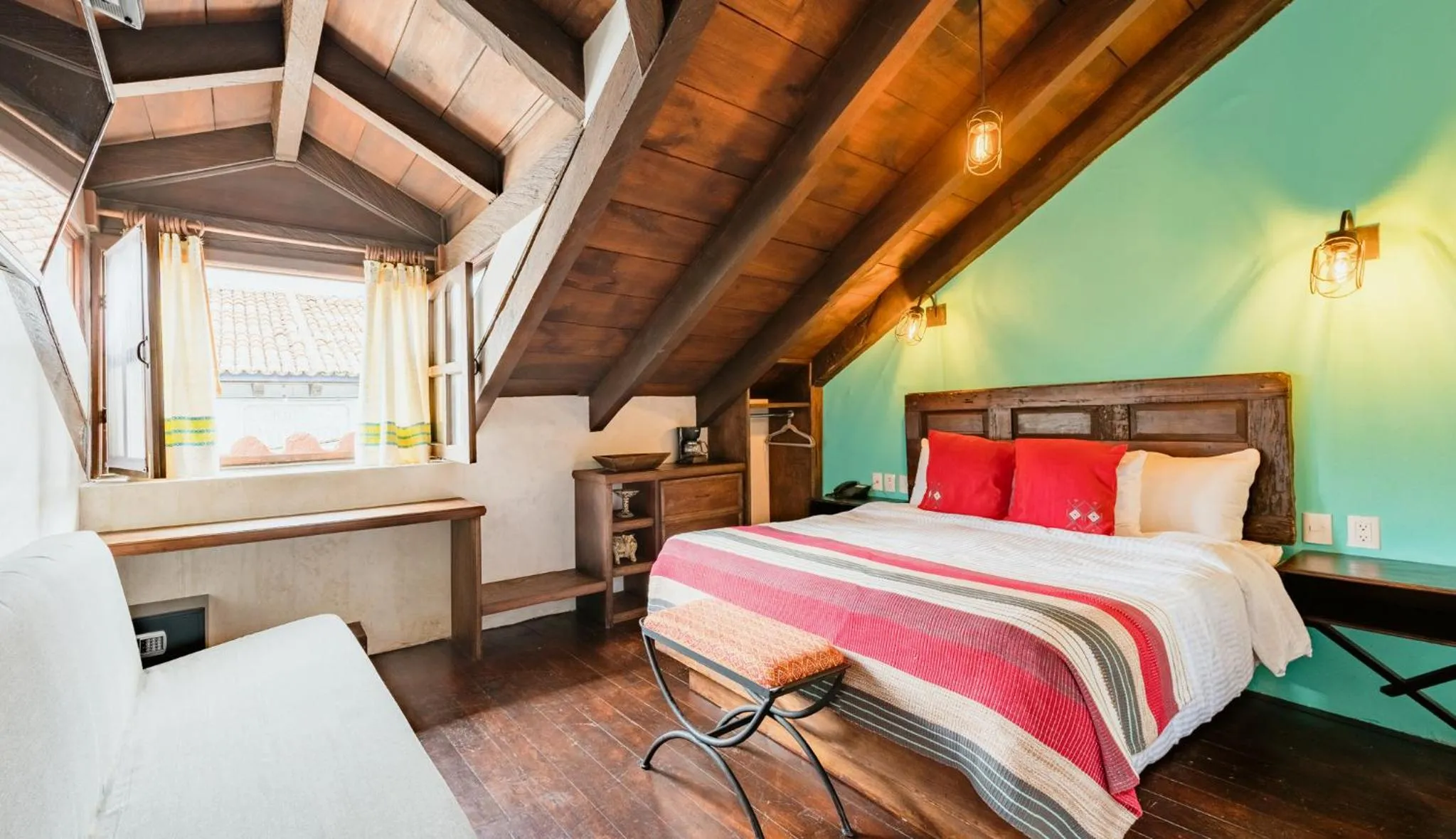 Bed in Yox Hotel Boutique