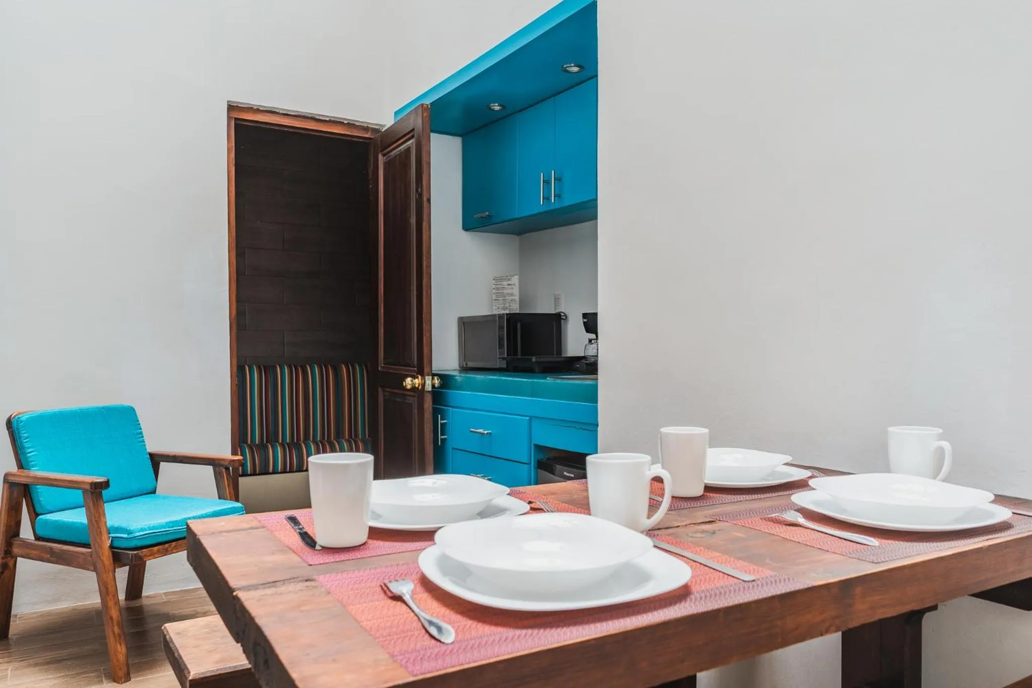 Kitchen or kitchenette in Yox Hotel Boutique