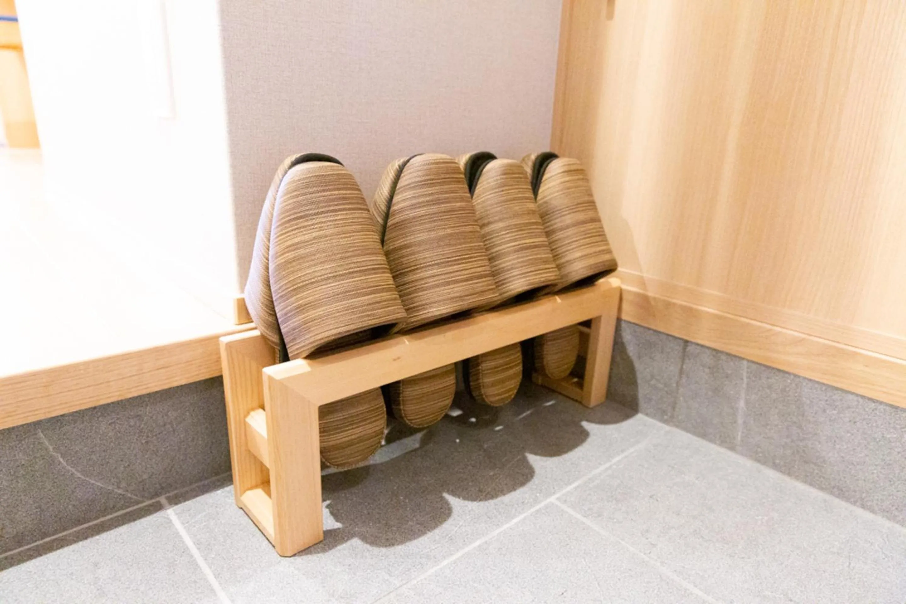 Photo of the whole room in GRAND BASE Hiroshima Hikarimachi