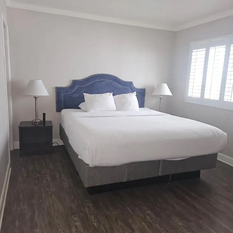 Standard Family Room in Bay Front Inn Standard Family Room in Bay Front Inn