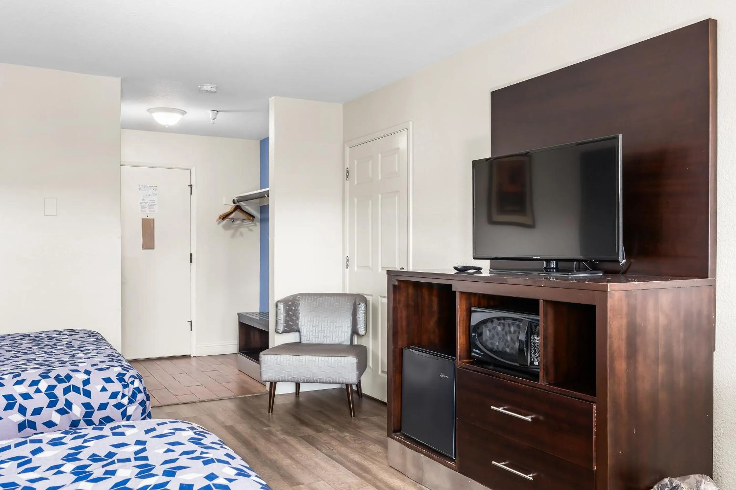 TV and multimedia, Bed in Hotel Solares