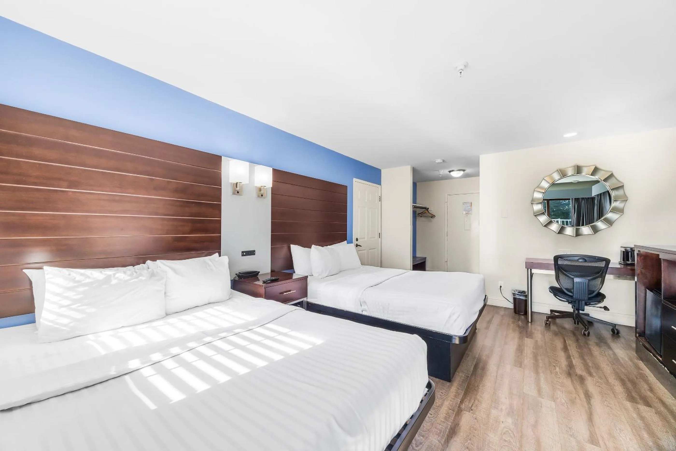 Bedroom, Bed in Hotel Solares