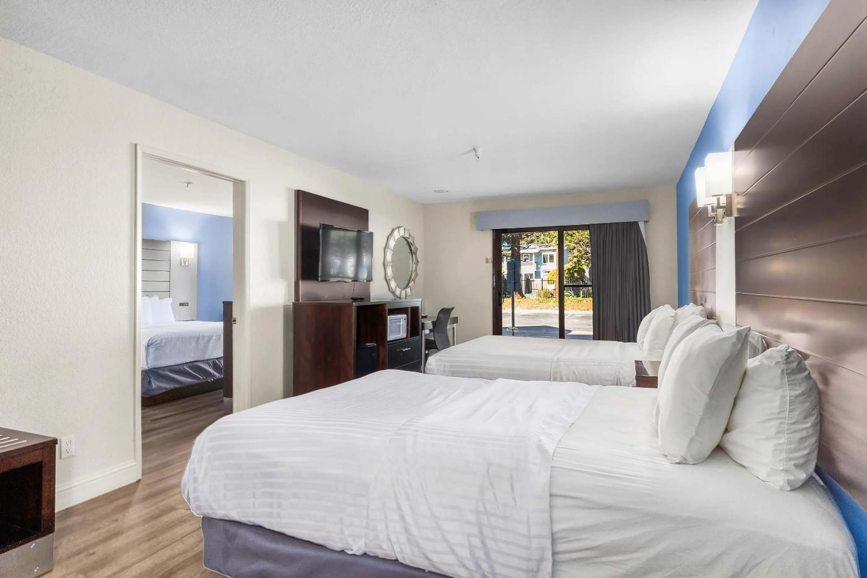 Photo of the whole room, Bed in Hotel Solares