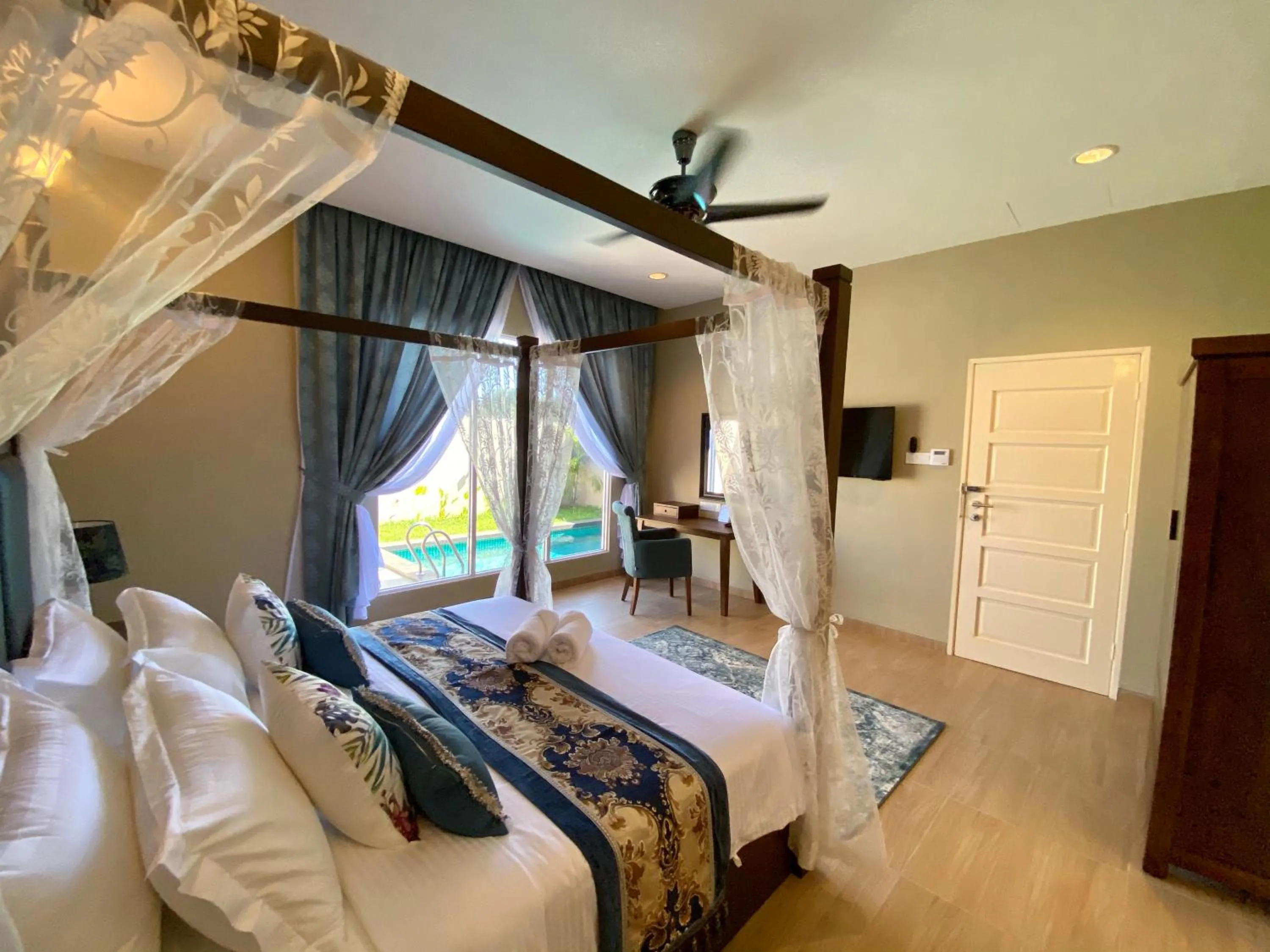 Bed in The Paddy Field - Private Pool Villas