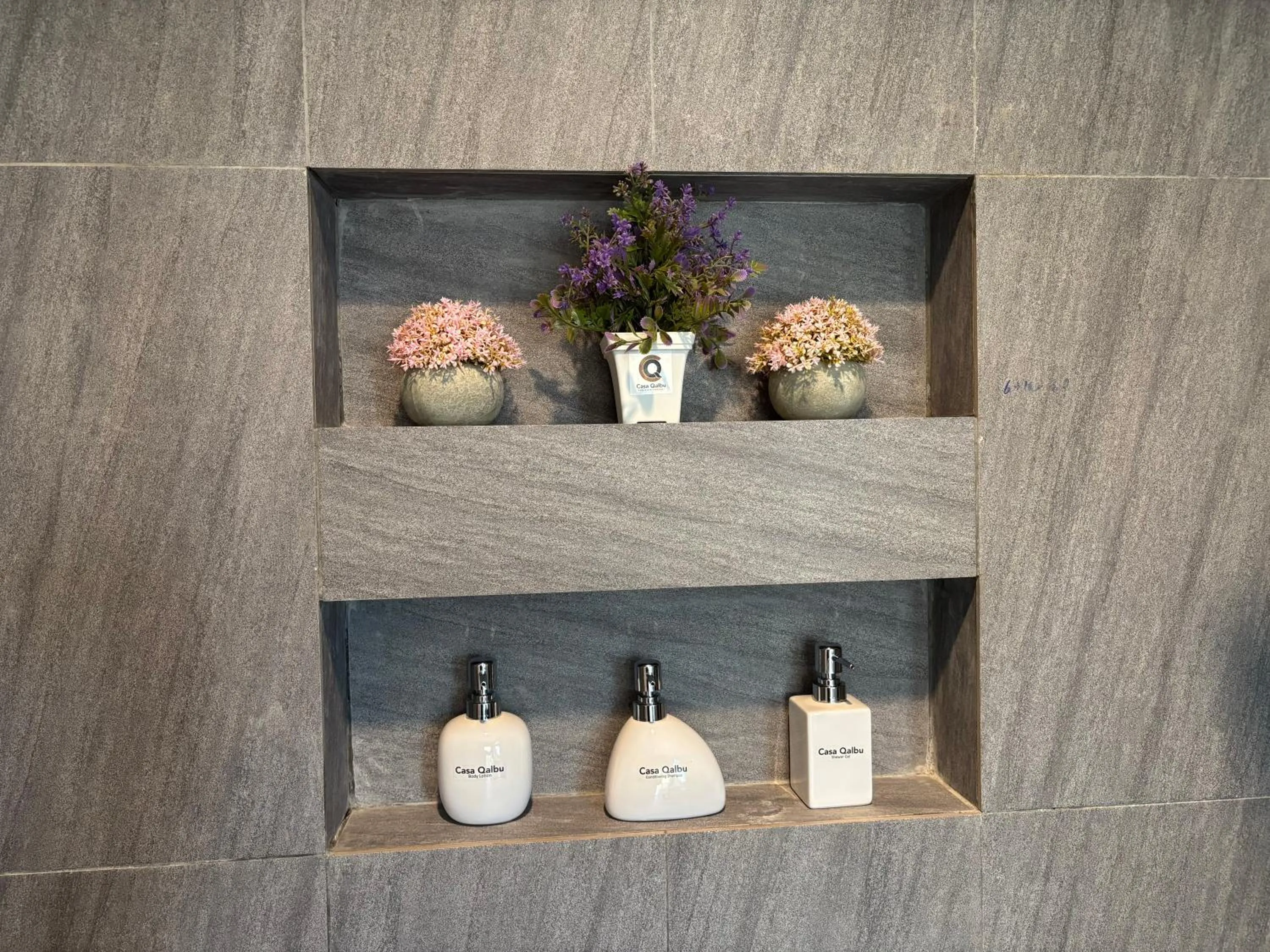 Shower in The Paddy Field - Private Pool Villas