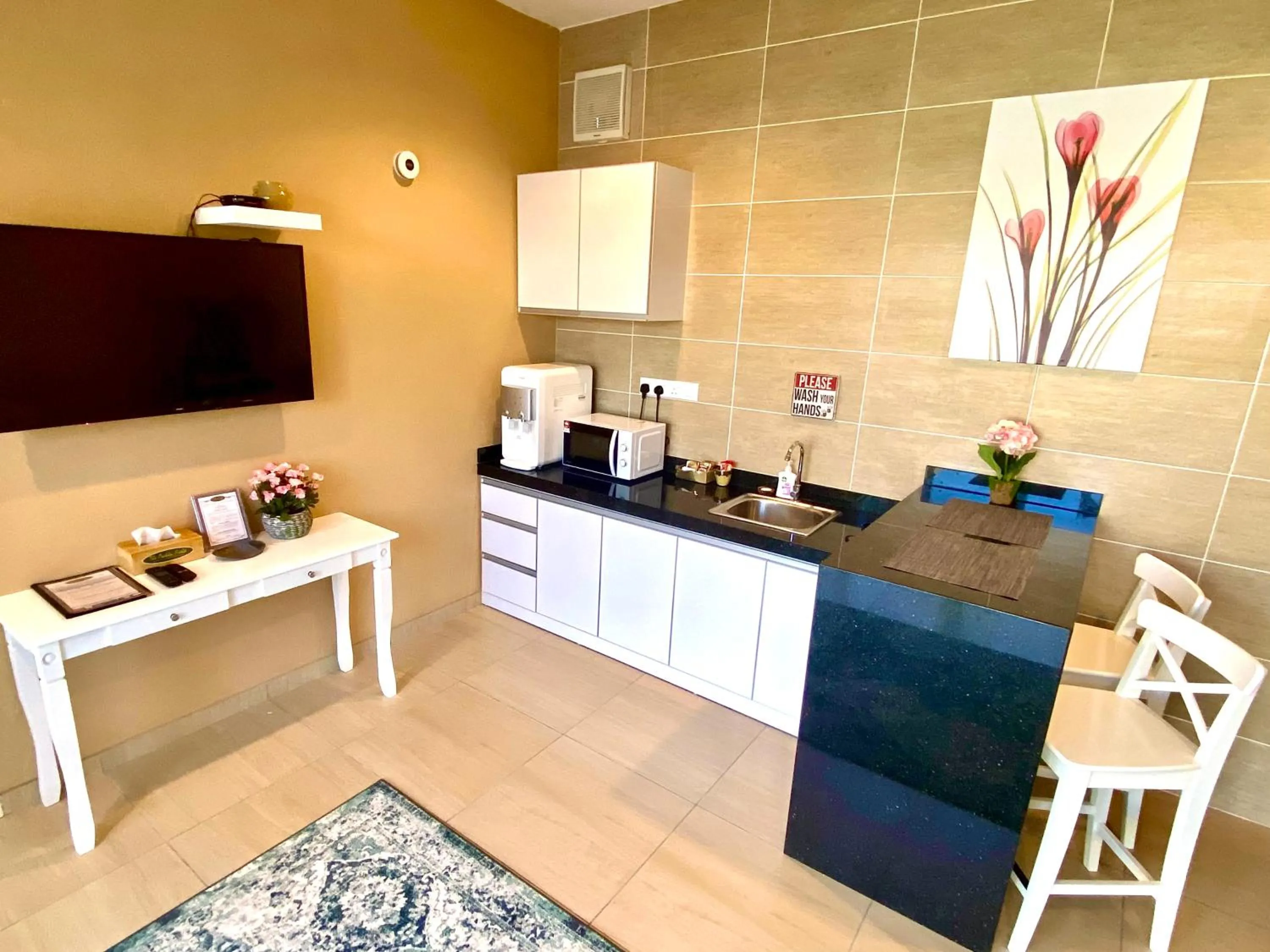 Kitchen or kitchenette in The Paddy Field - Private Pool Villas