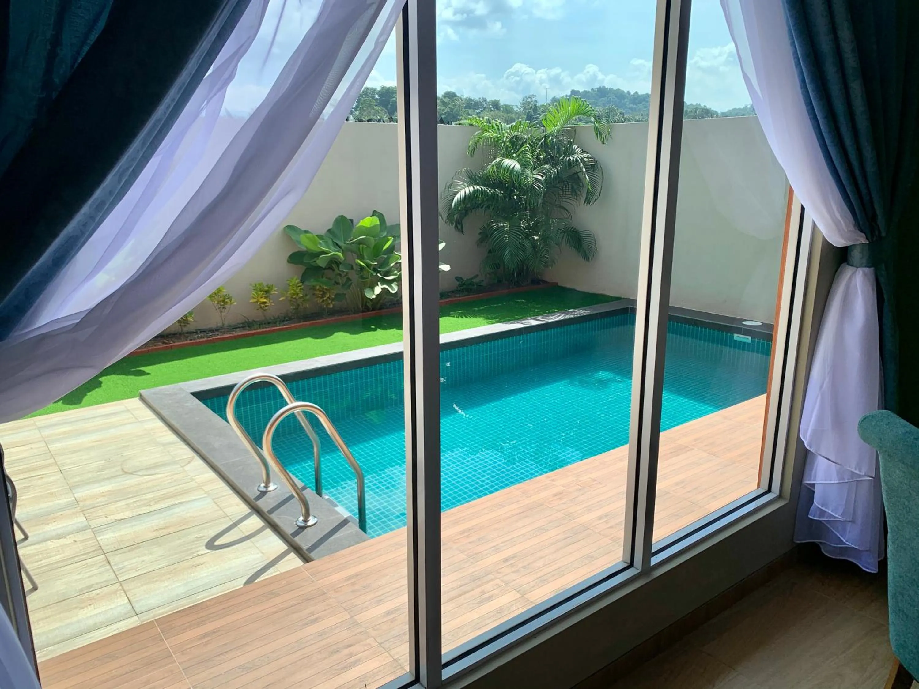 Garden in The Paddy Field - Private Pool Villas