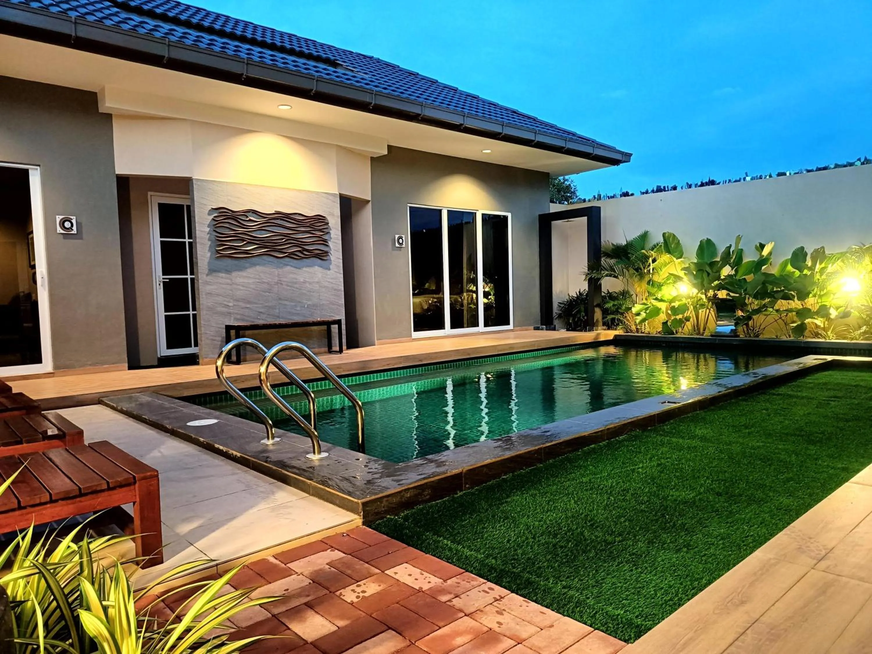 Swimming pool in The Paddy Field - Private Pool Villas
