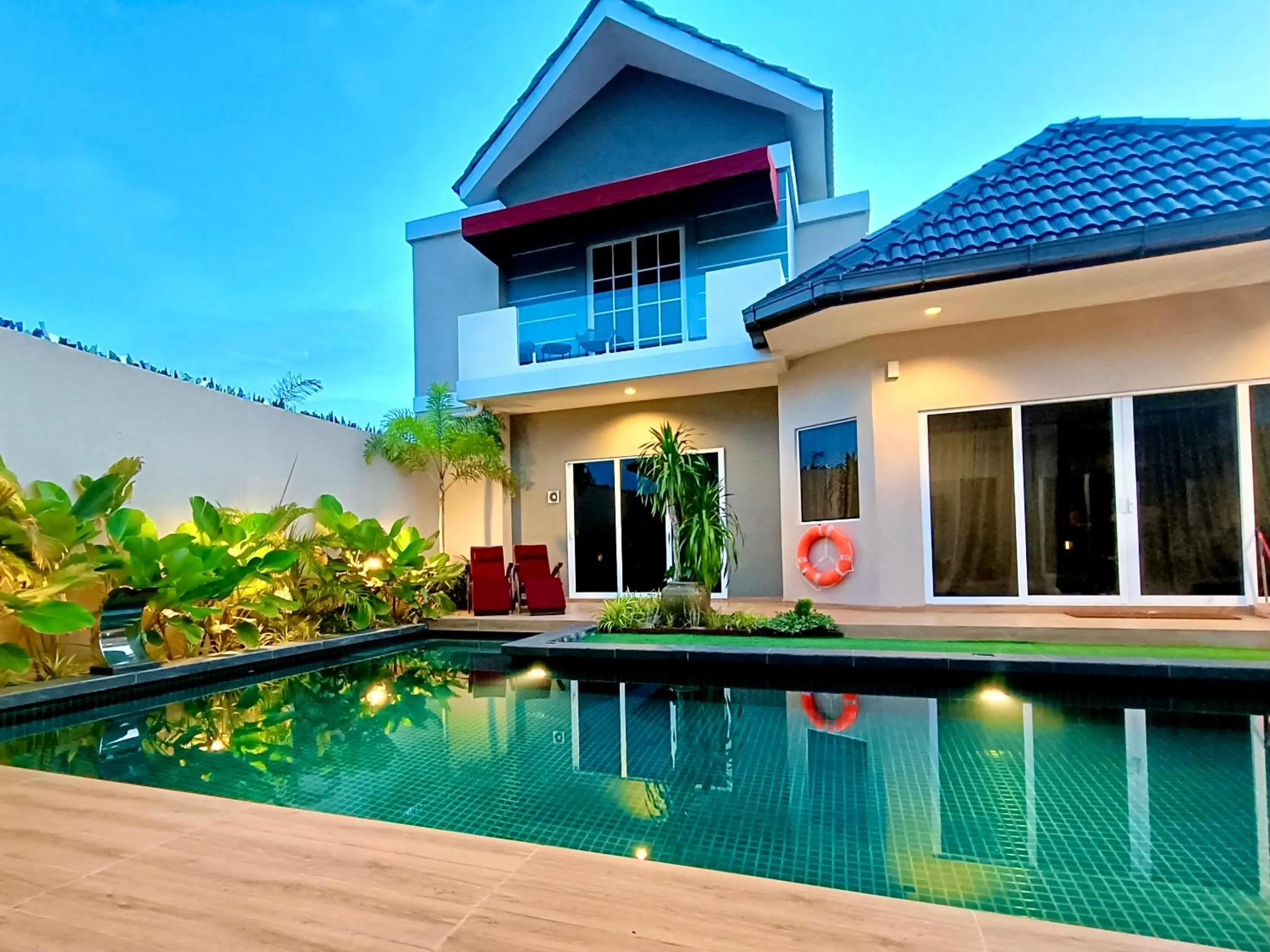 Swimming pool in The Paddy Field - Private Pool Villas