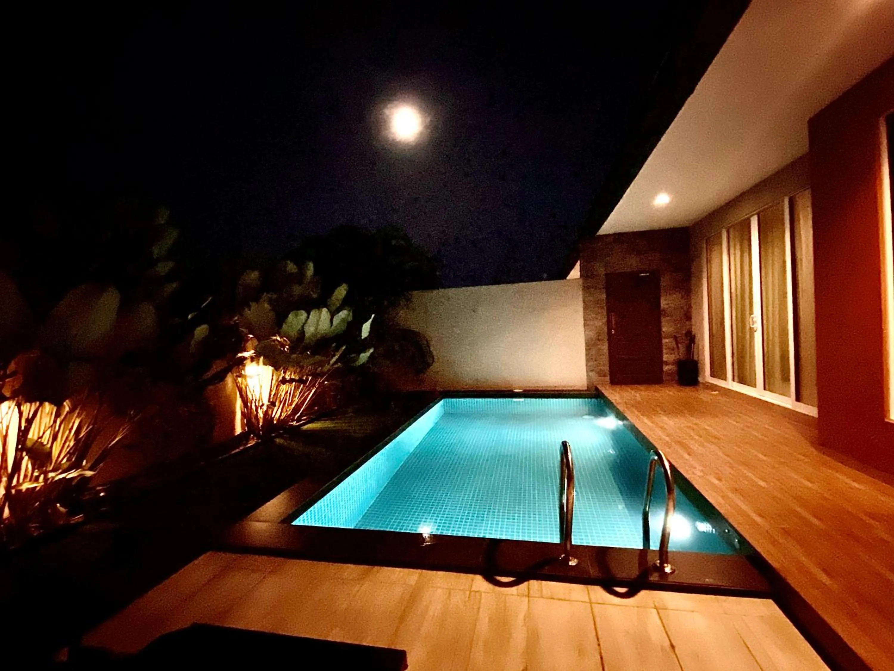 Night in The Paddy Field - Private Pool Villas