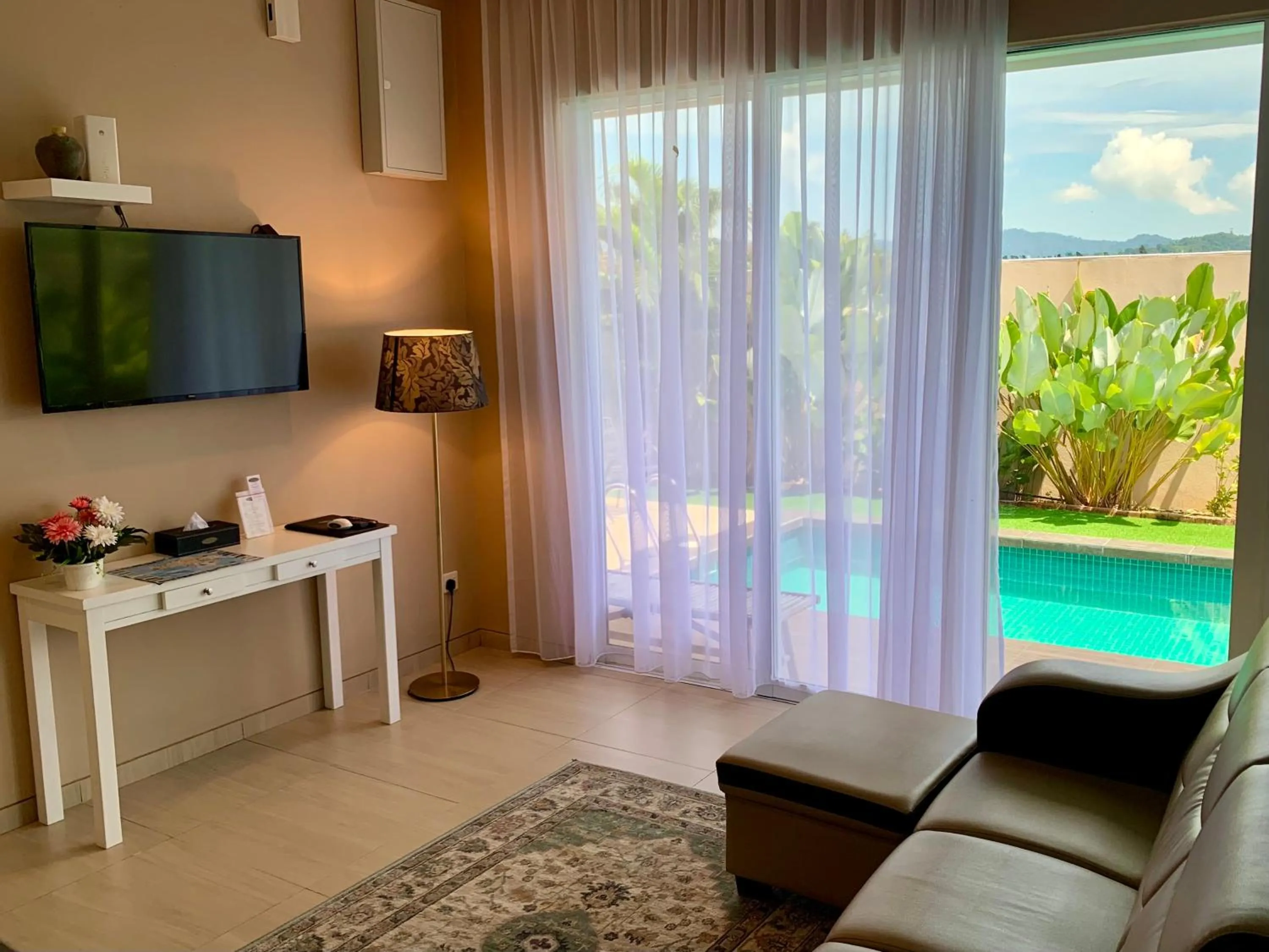 TV and multimedia in The Paddy Field - Private Pool Villas