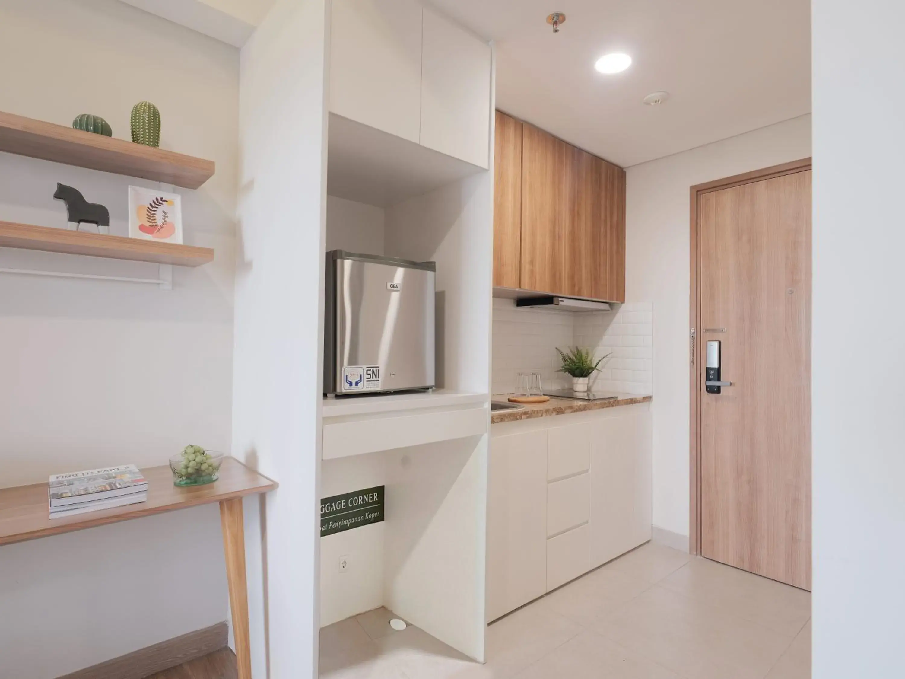 Executive King Room in Fika Rooms Tangerang By Skandinavia Executive King Room in Fika Rooms Tangerang By Skandinavia