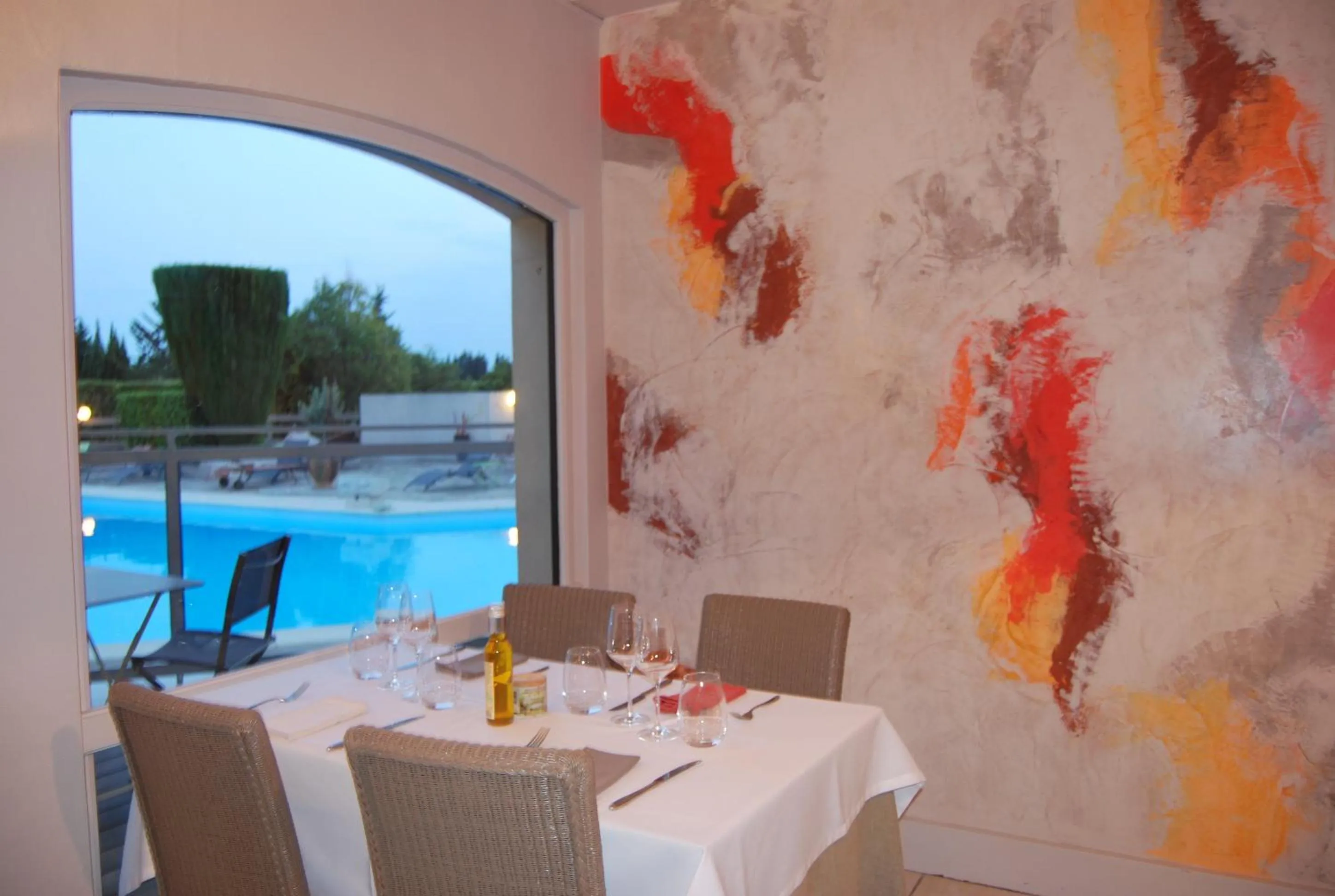 Restaurant/places to eat in Logis Hôtel Restaurant Les Aubuns