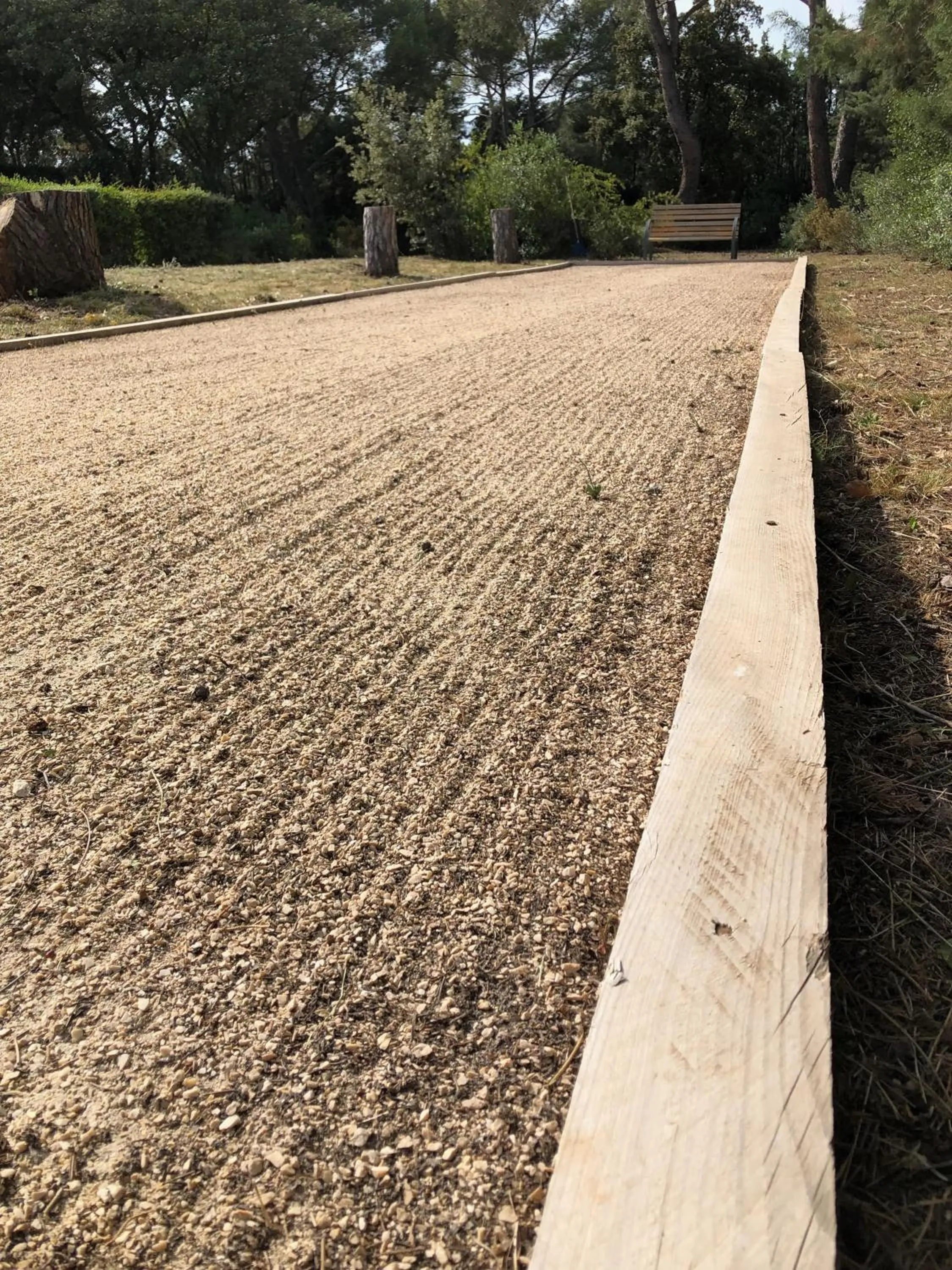 Property building in Logis Hôtel Restaurant Les Aubuns