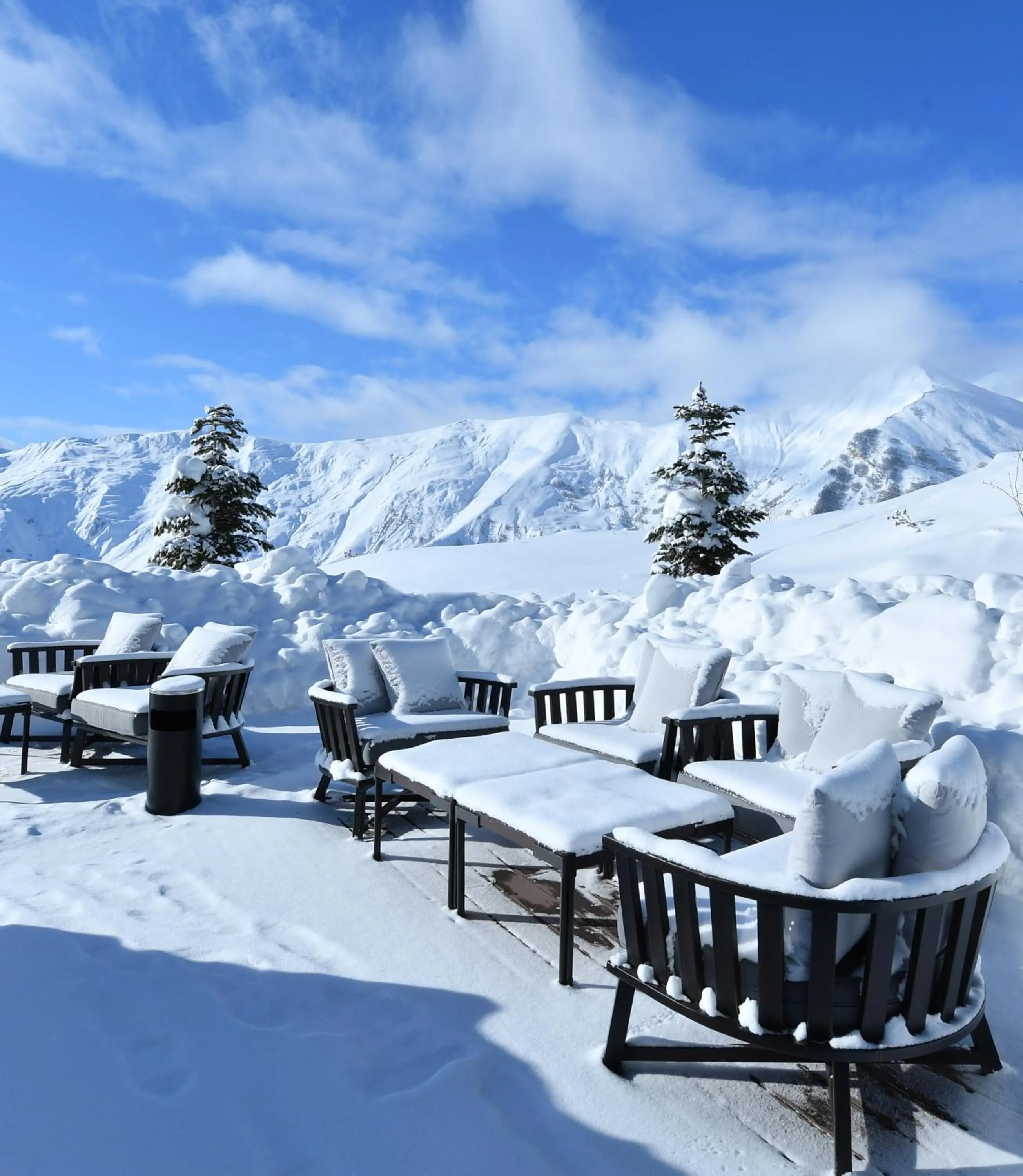 Winter in Gudauri Lodge