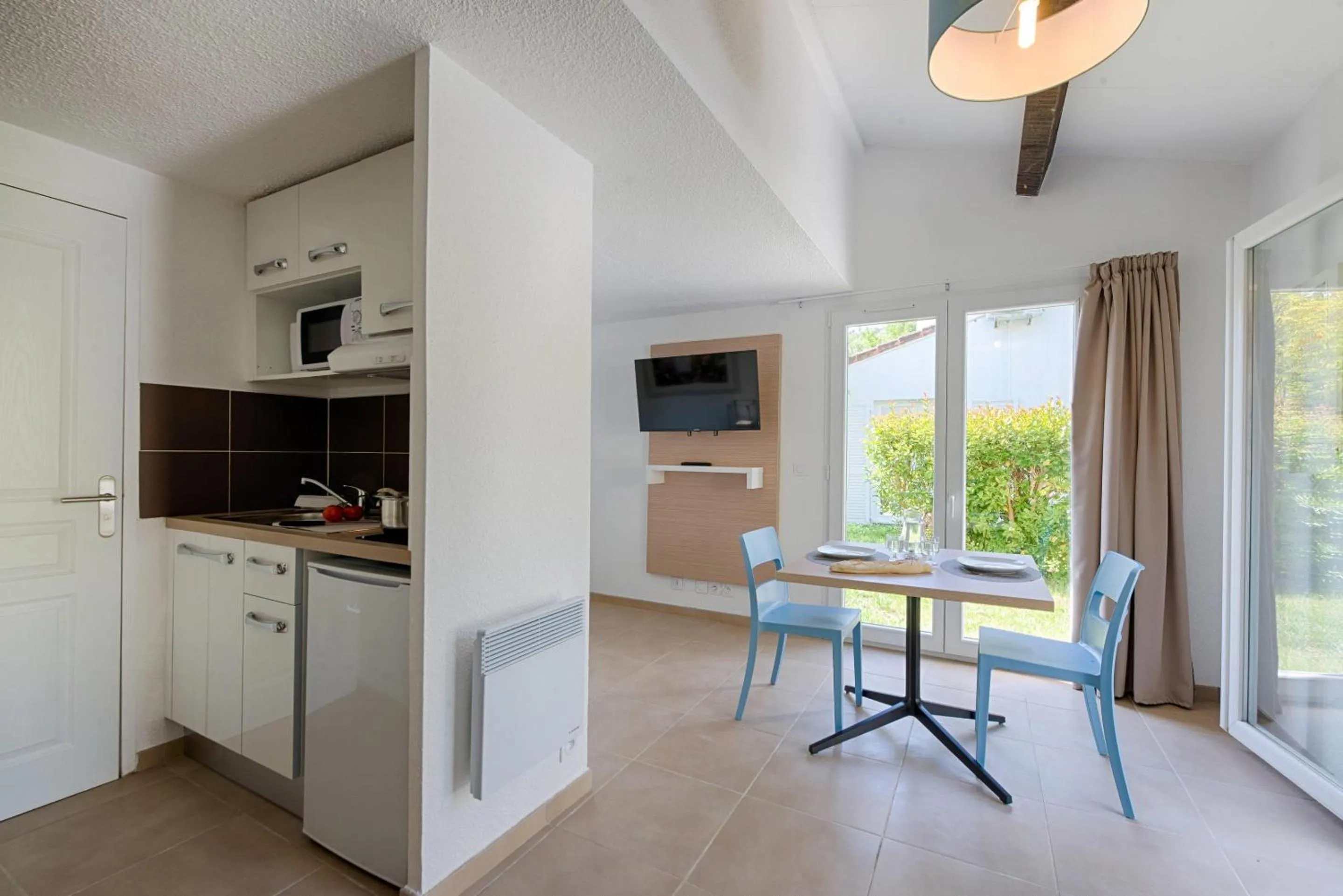 Bedroom in Comfort Aparthotel Mandelieu la Napoule Village