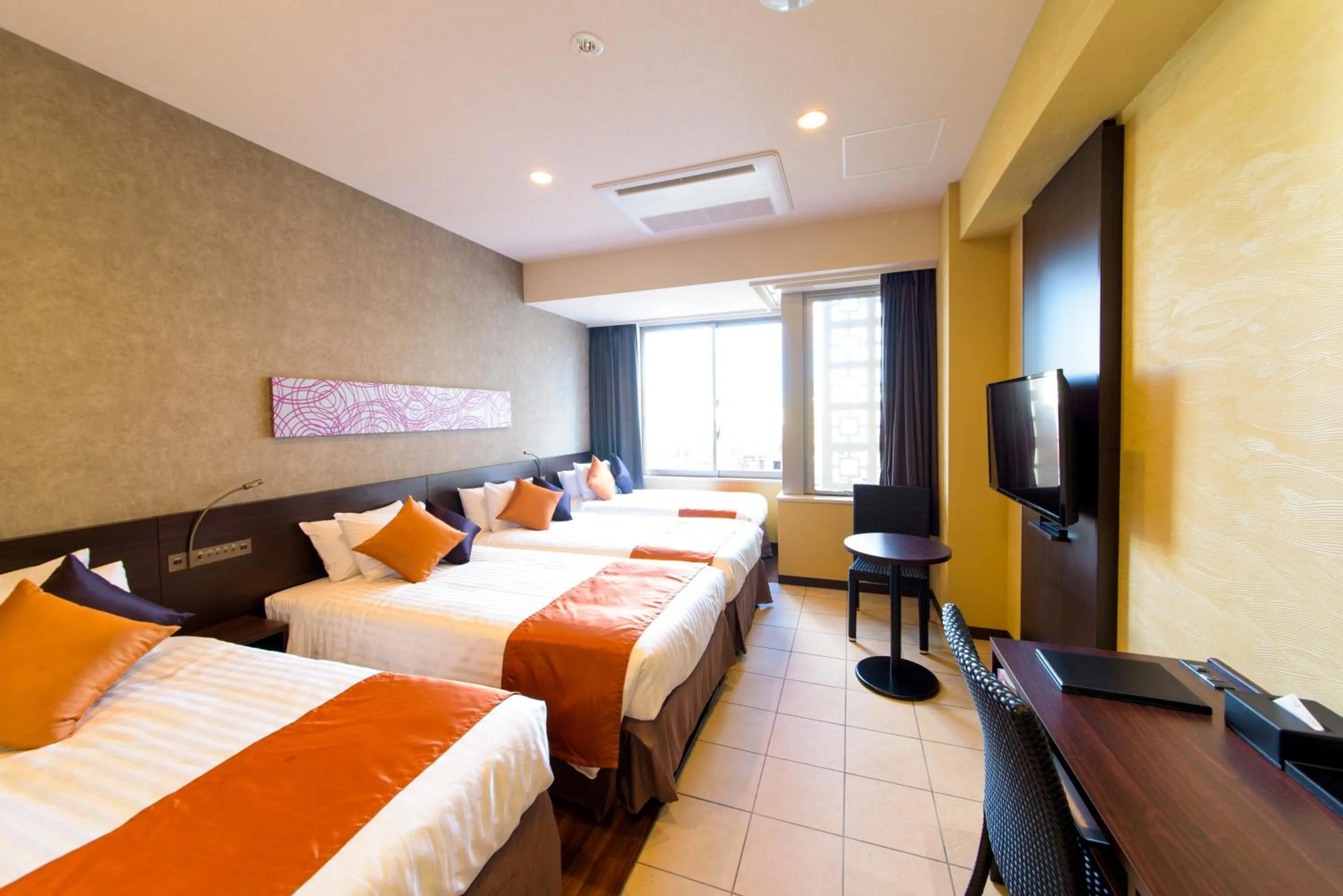 Bed in Community & Spa Naha Central Hotel