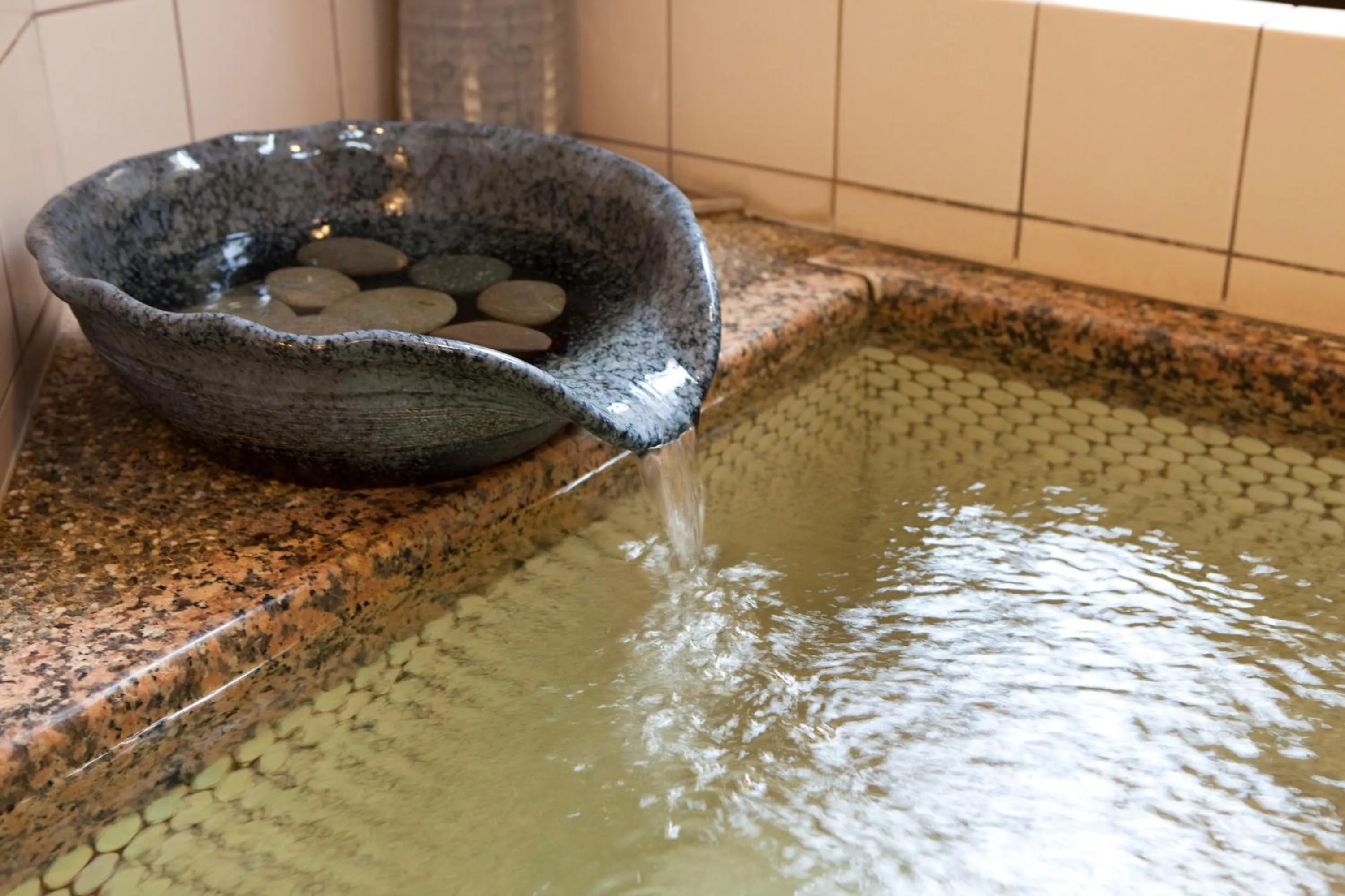Public Bath in Hinodeya
