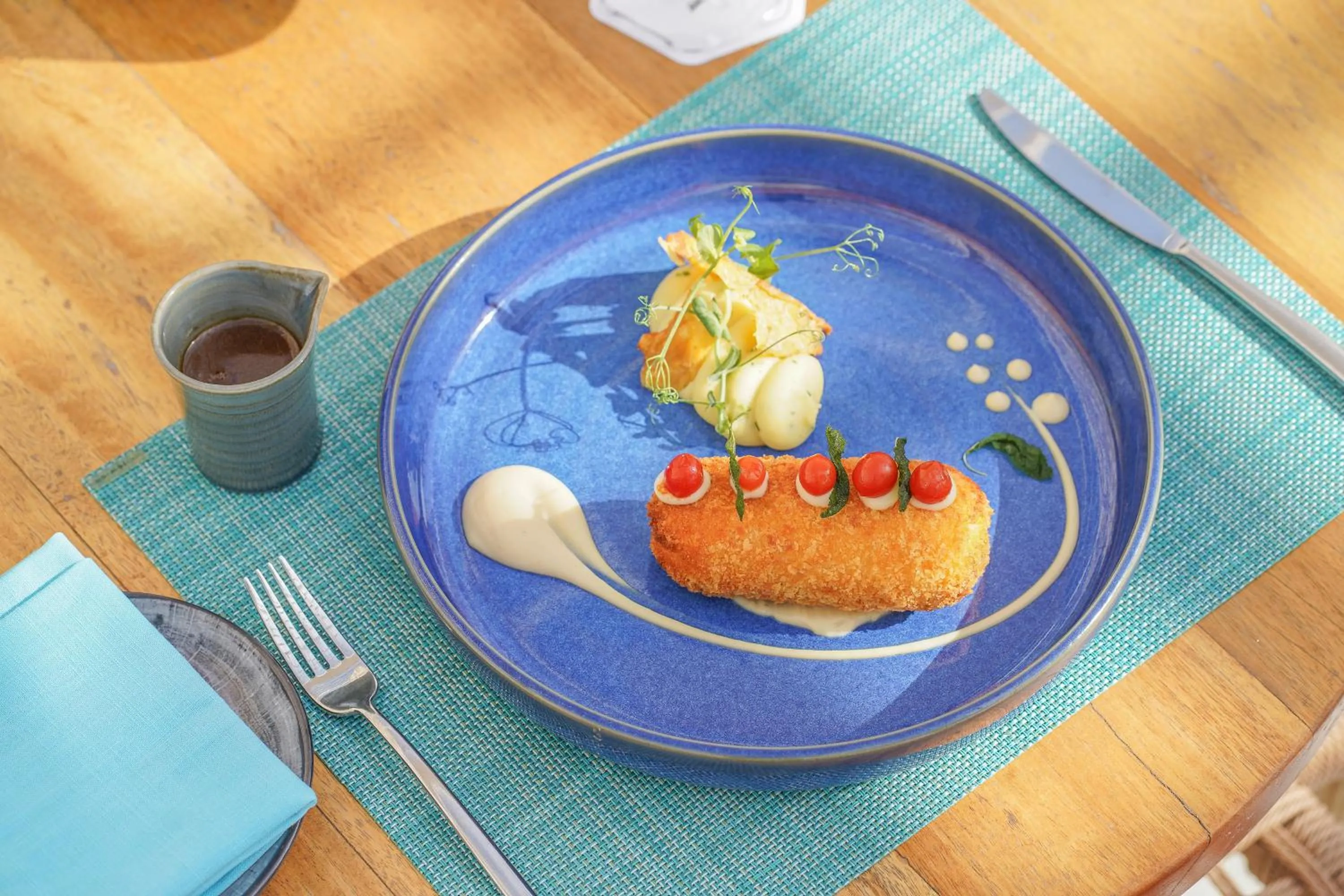 Restaurant/places to eat in Waldorf Astoria Ras Al Khaimah