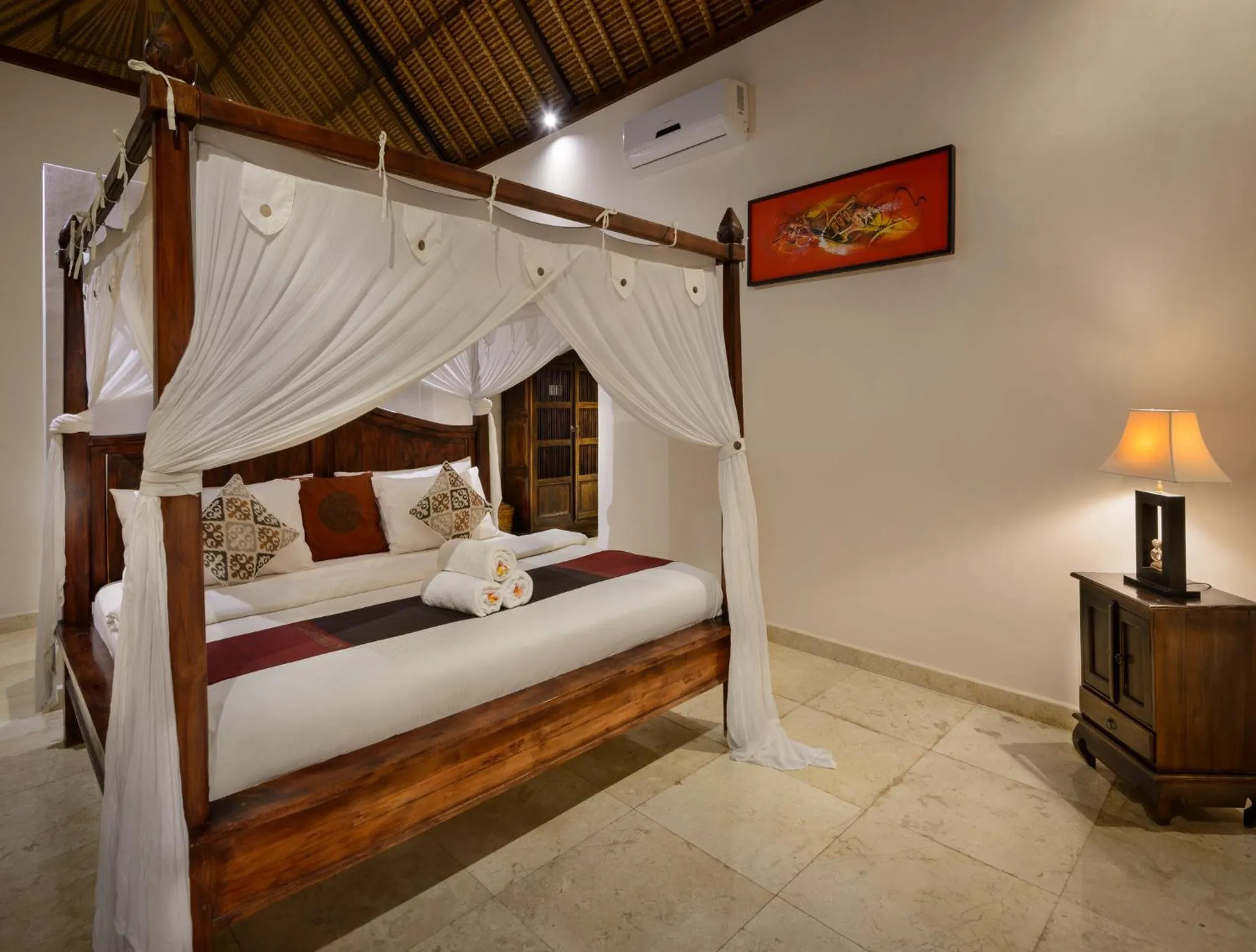 Bed in Balangan Beach Villa