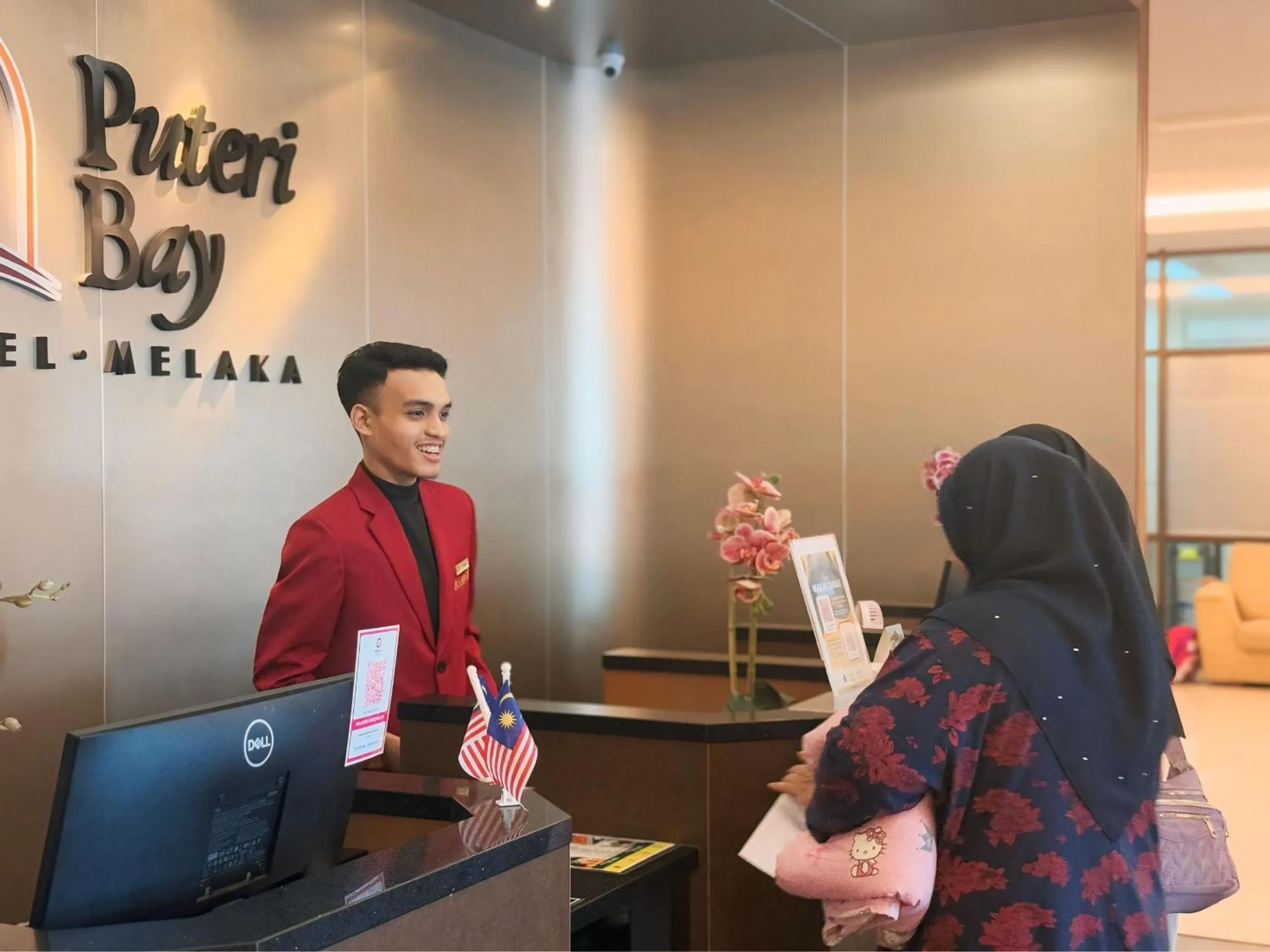 Lobby or reception in Puteri Bay Hotel