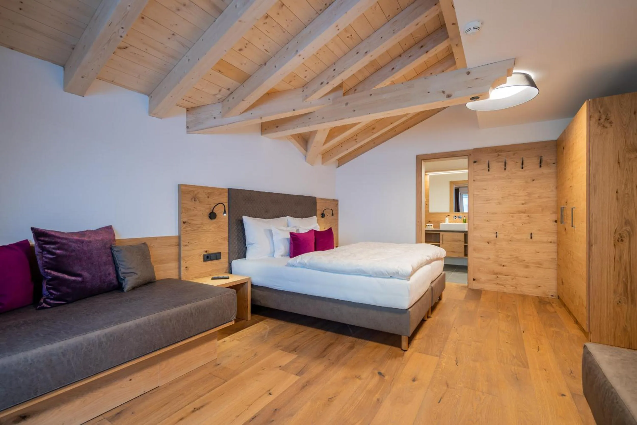 Bed in Suites Nauders by mein Almhof Superior