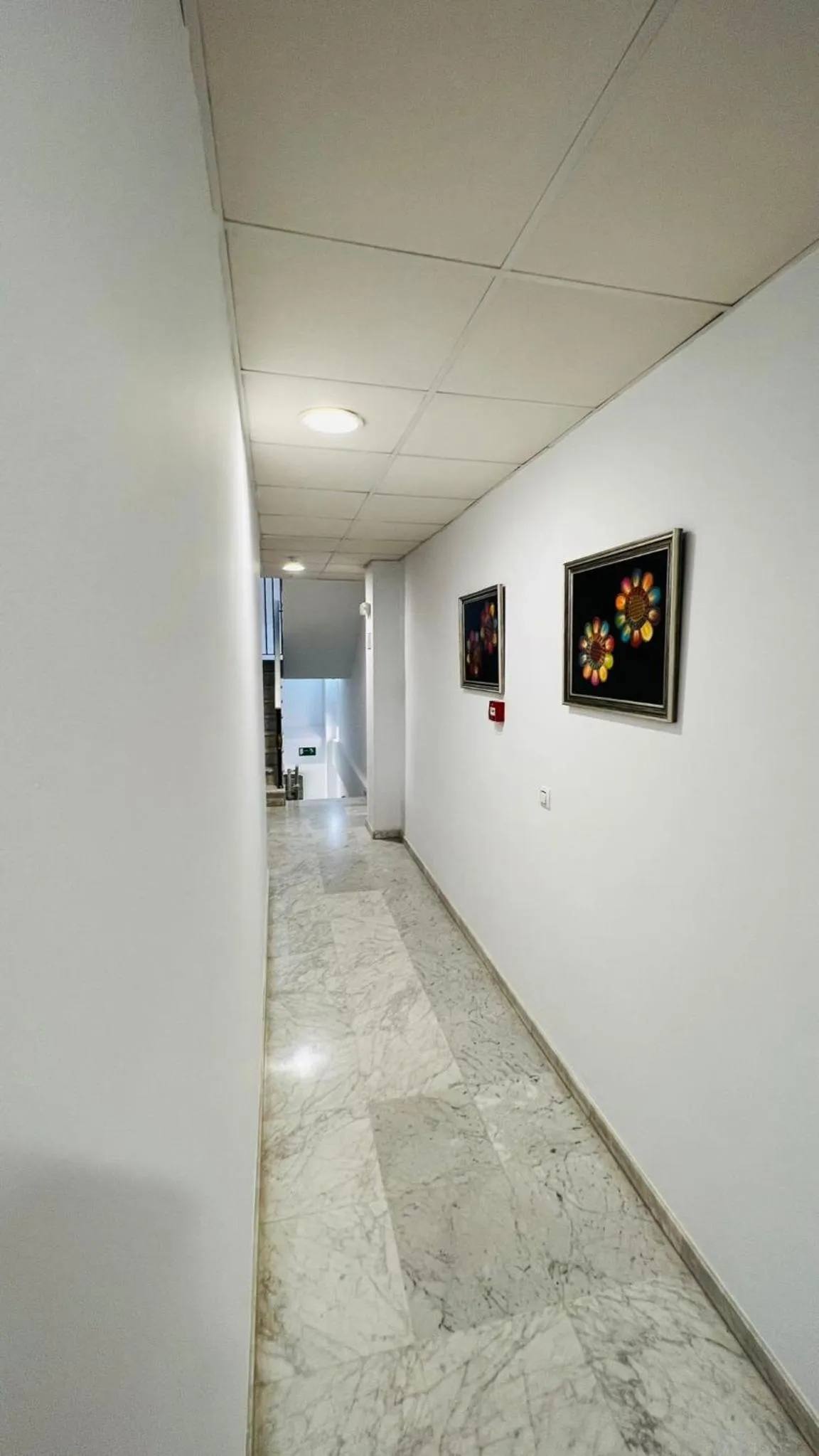 Property building in Candisol Cozy Inns