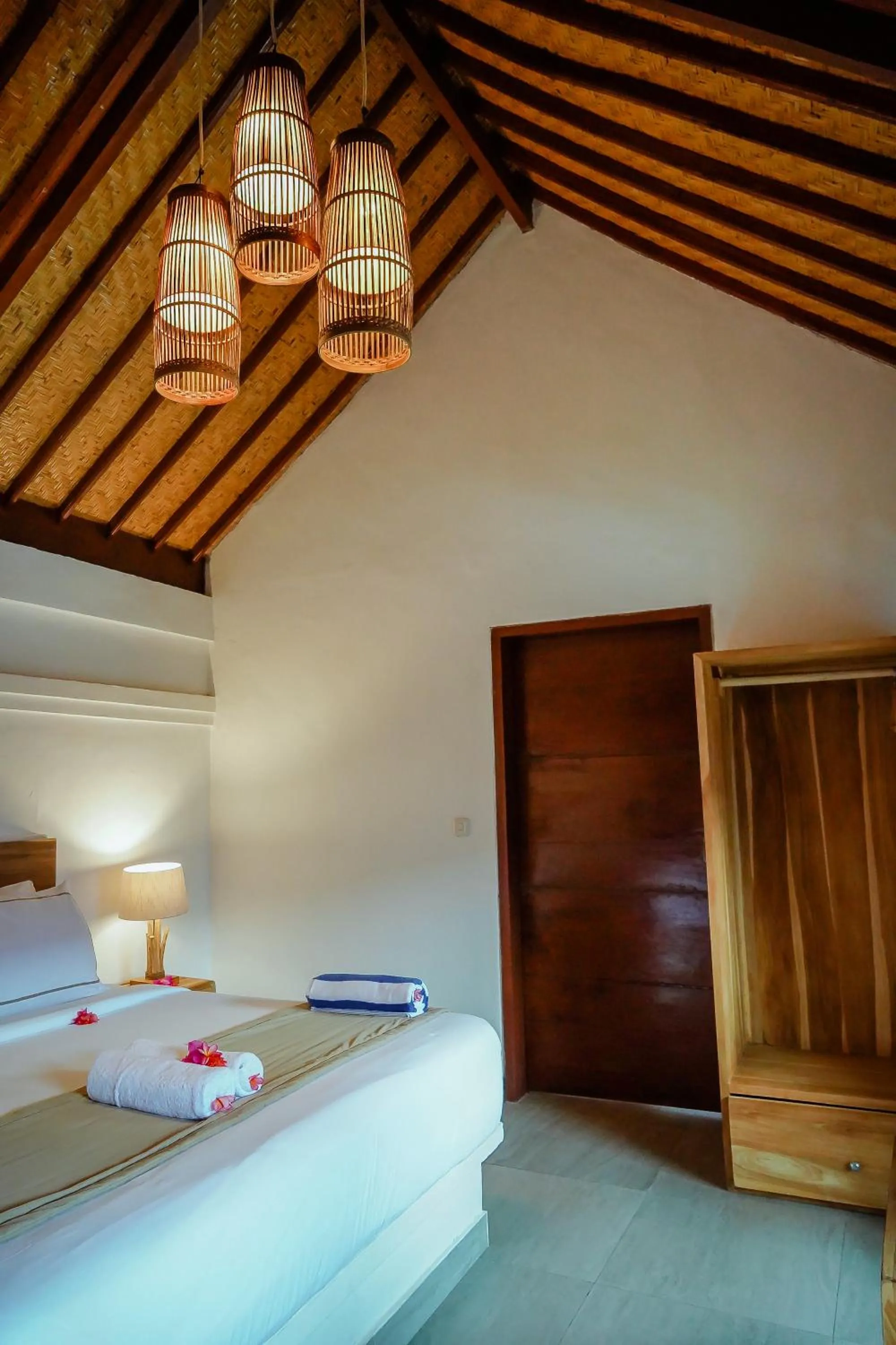 Bed in Marygio Gili Resort