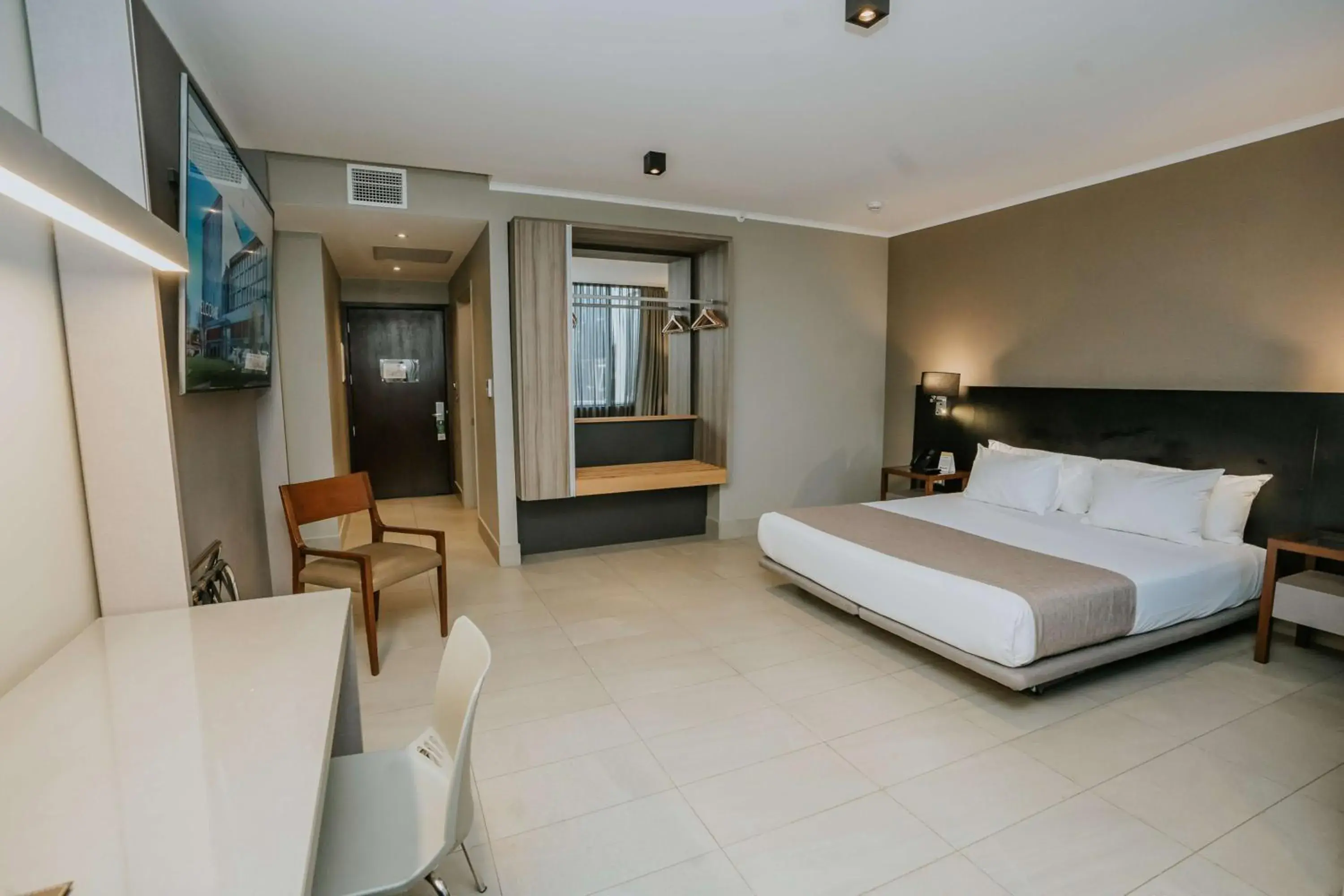 King Room - Disability Access/Non-Smoking in Best Western Ferrat King Room - Disability Access/Non-Smoking in Best Western Ferrat