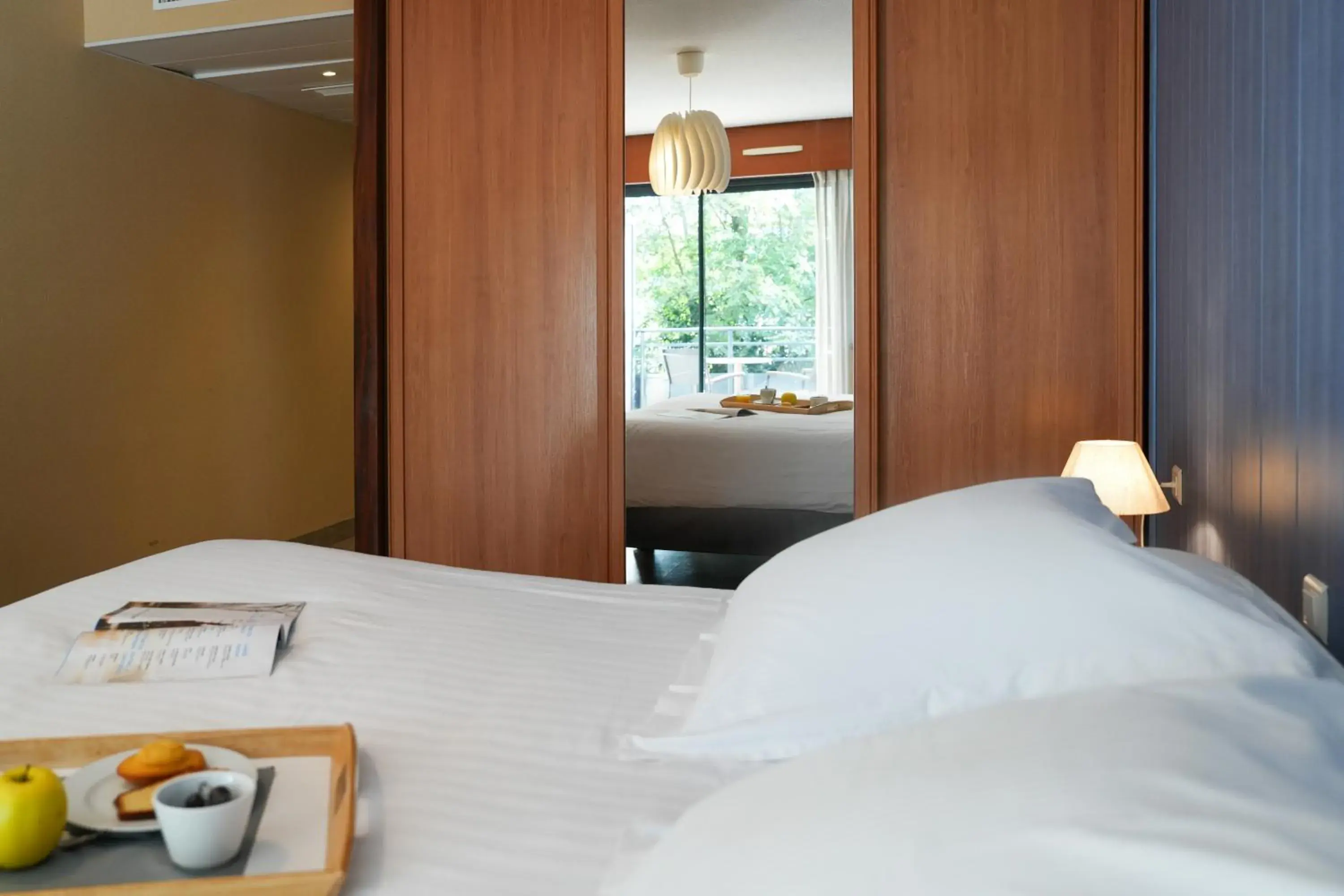 Junior suite Comfort South in Hotel Le Pavillon Bleu Junior suite Comfort South in Hotel Le Pavillon Bleu