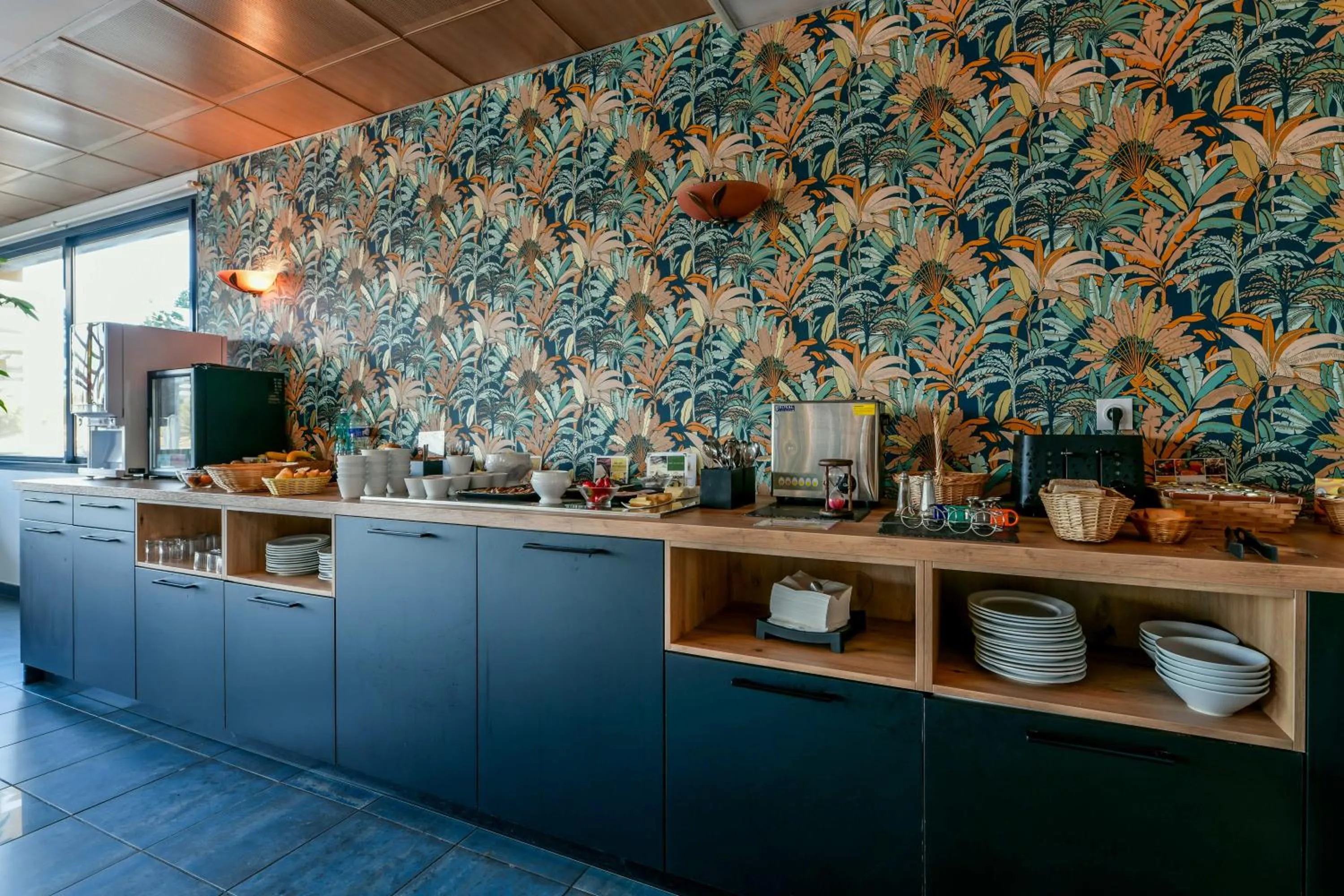 Breakfast in Hotel Le Pavillon Bleu