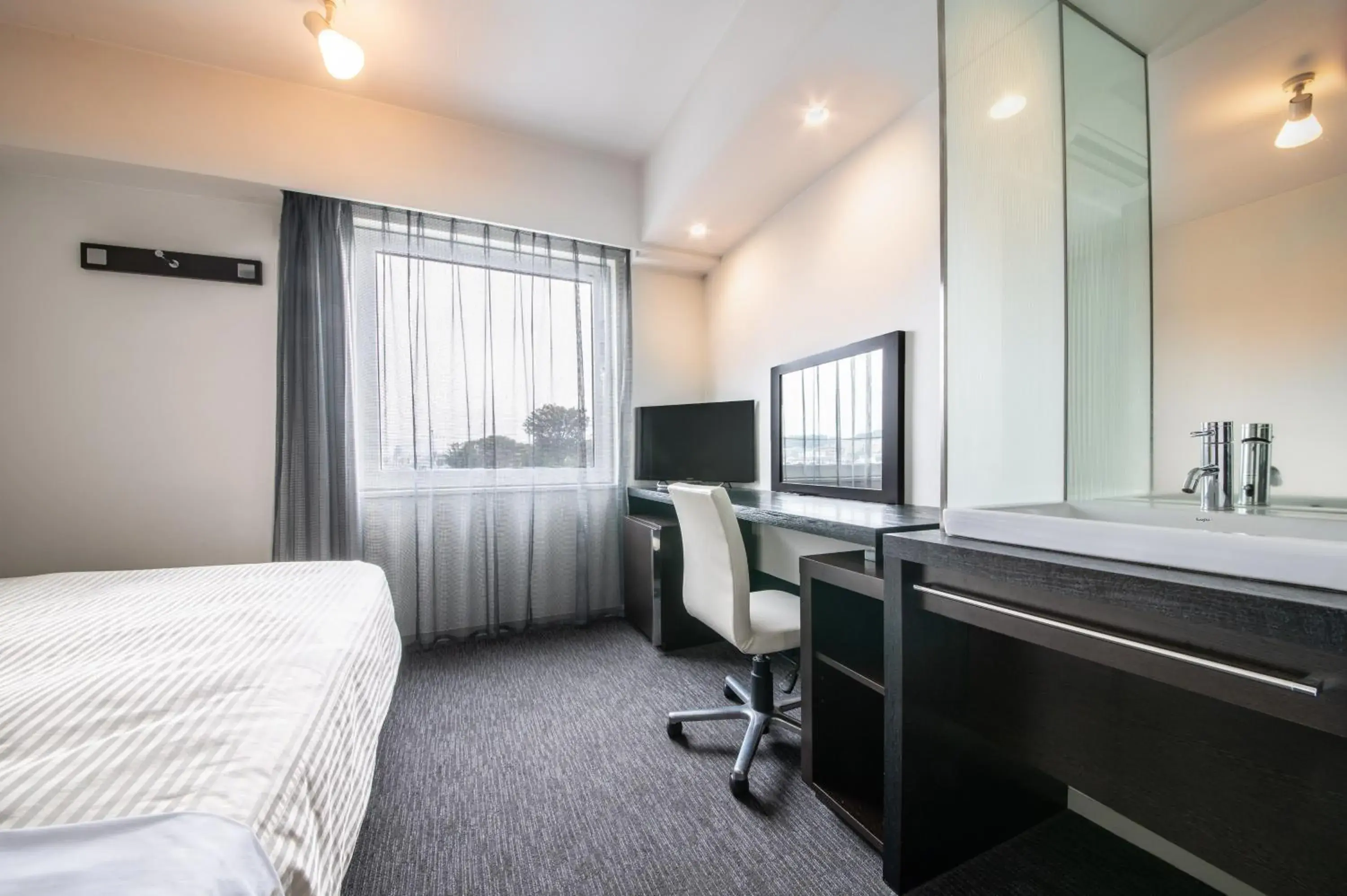 Double Room - single occupancy - Non-Smoking in Hotel Vista Kumamoto Airport Double Room - single occupancy - Non-Smoking in Hotel Vista Kumamoto Airport