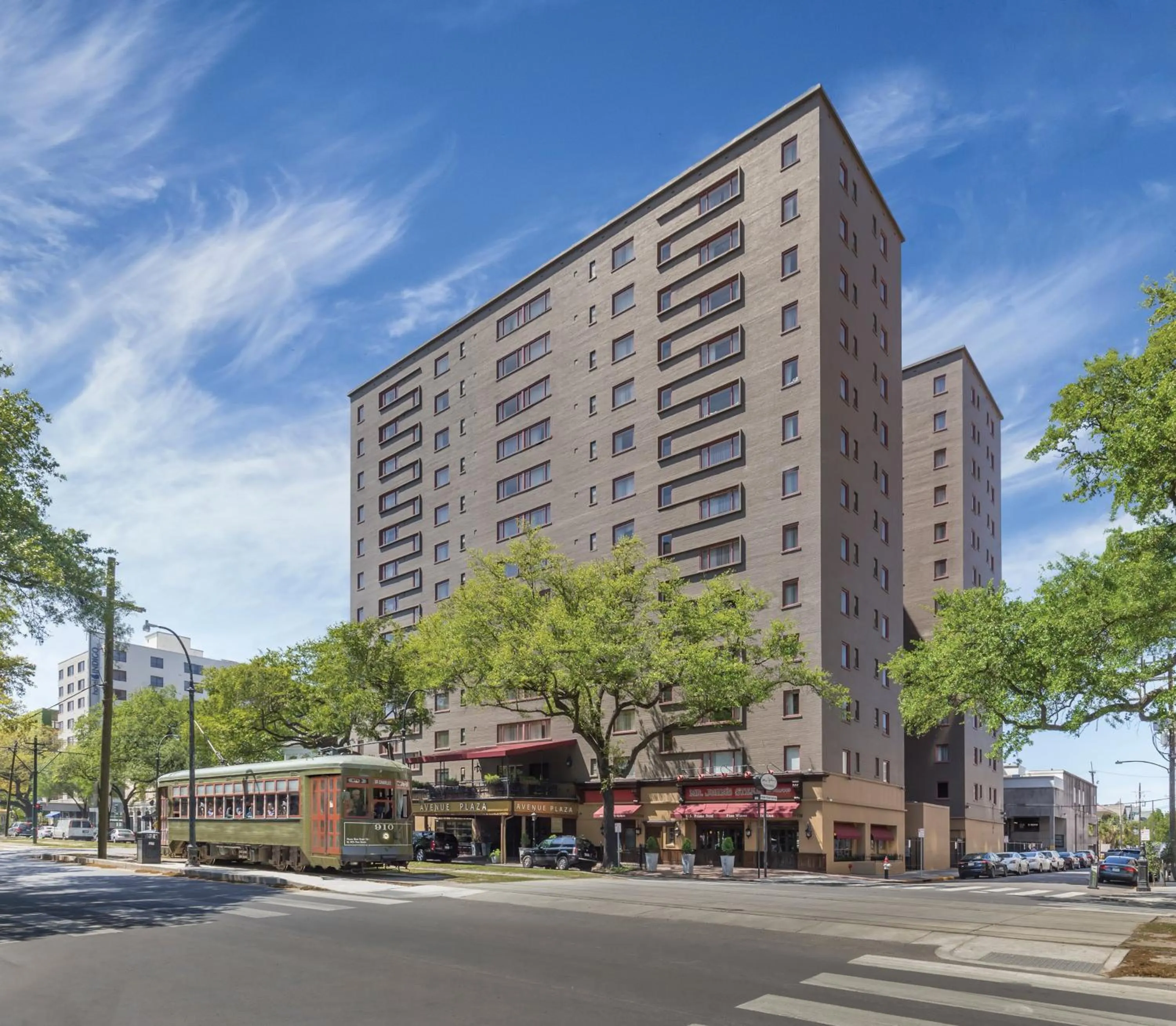 Property building in Club Wyndham Avenue Plaza