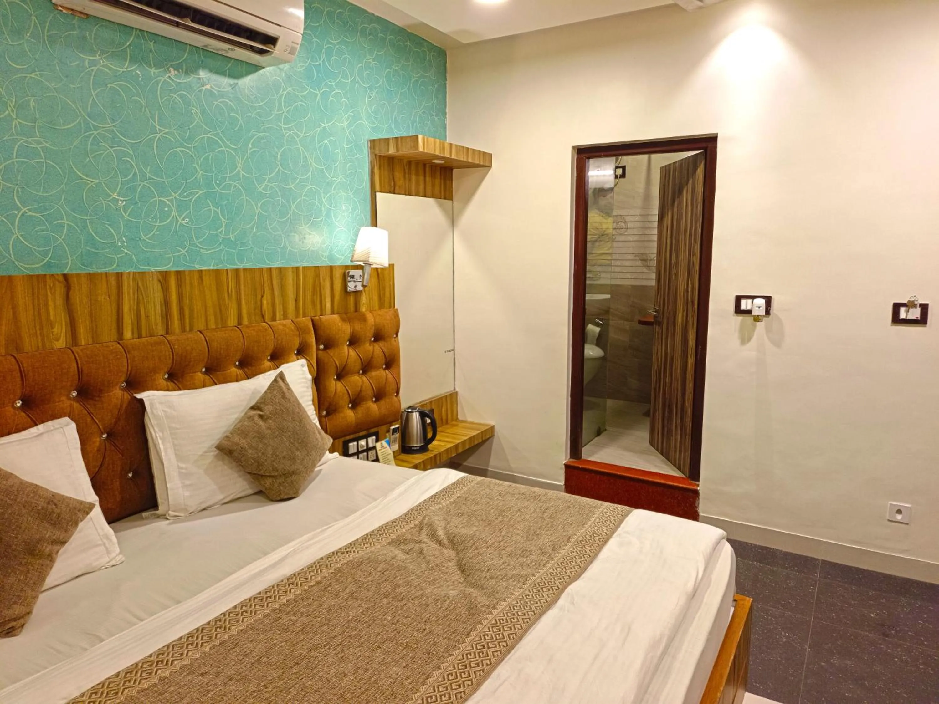 Bedroom, Bed in Hari Niwas - A Boutique Garden Resort Mount Abu
