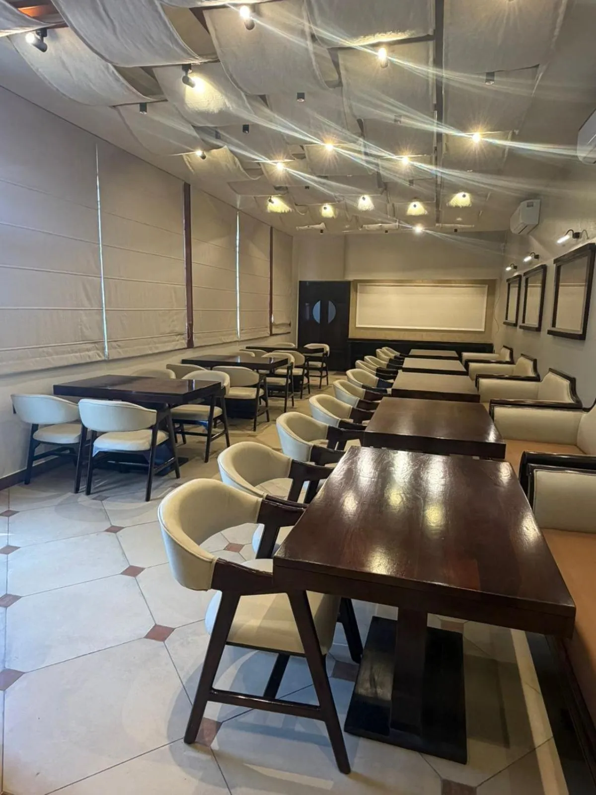 Restaurant/places to eat in Hari Niwas - A Boutique Garden Resort Mount Abu