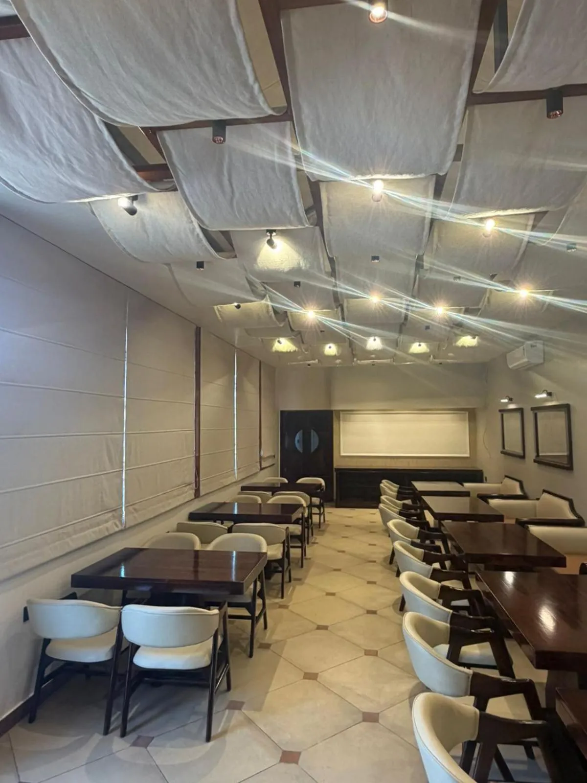 Restaurant/places to eat in Hari Niwas - A Boutique Garden Resort Mount Abu