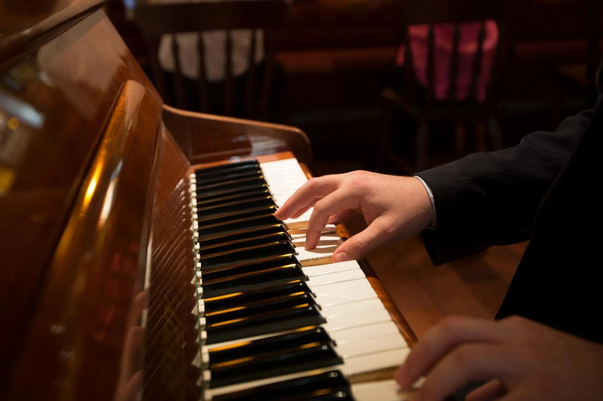 Lounge or bar in Le Château de la Tour