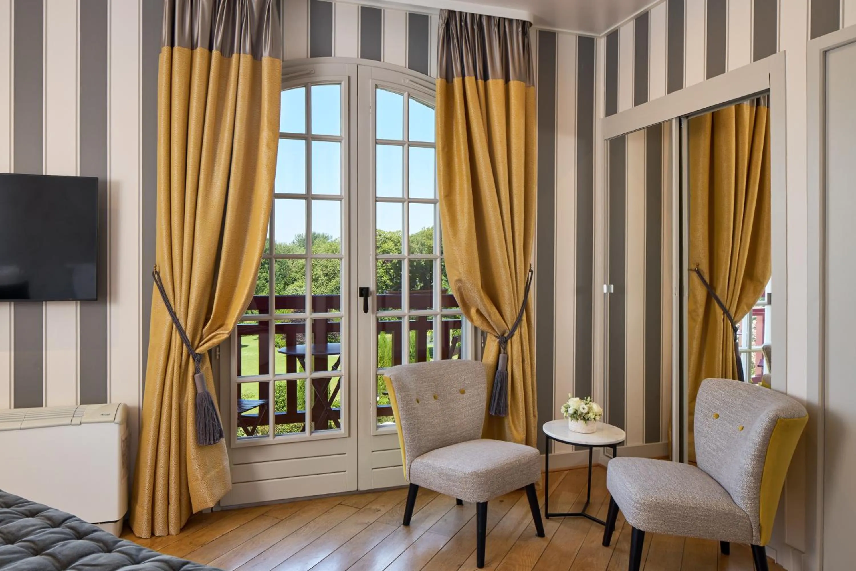 Living room in Le Château de la Tour