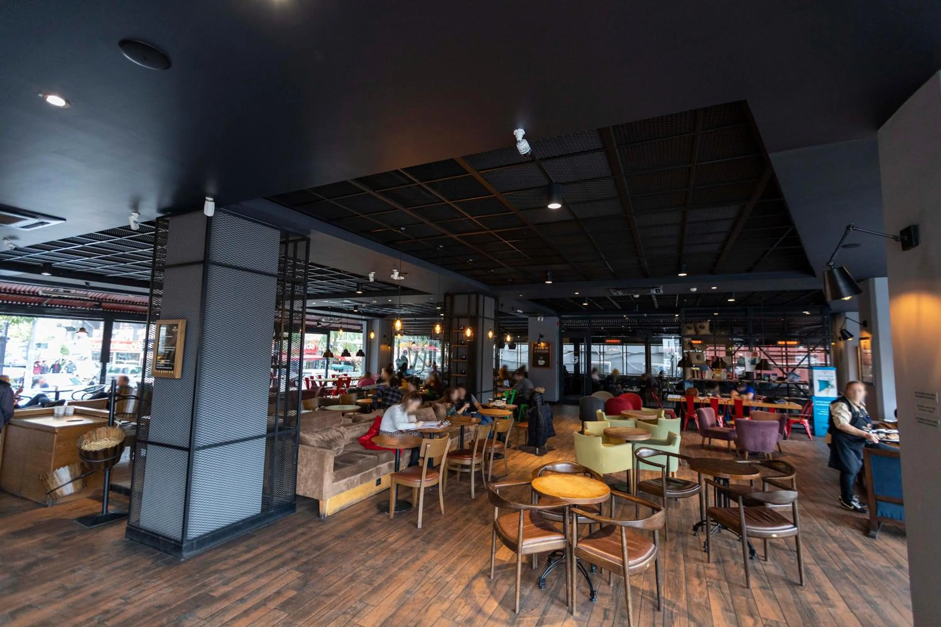 Lounge or bar in World Point Hotel Besyol